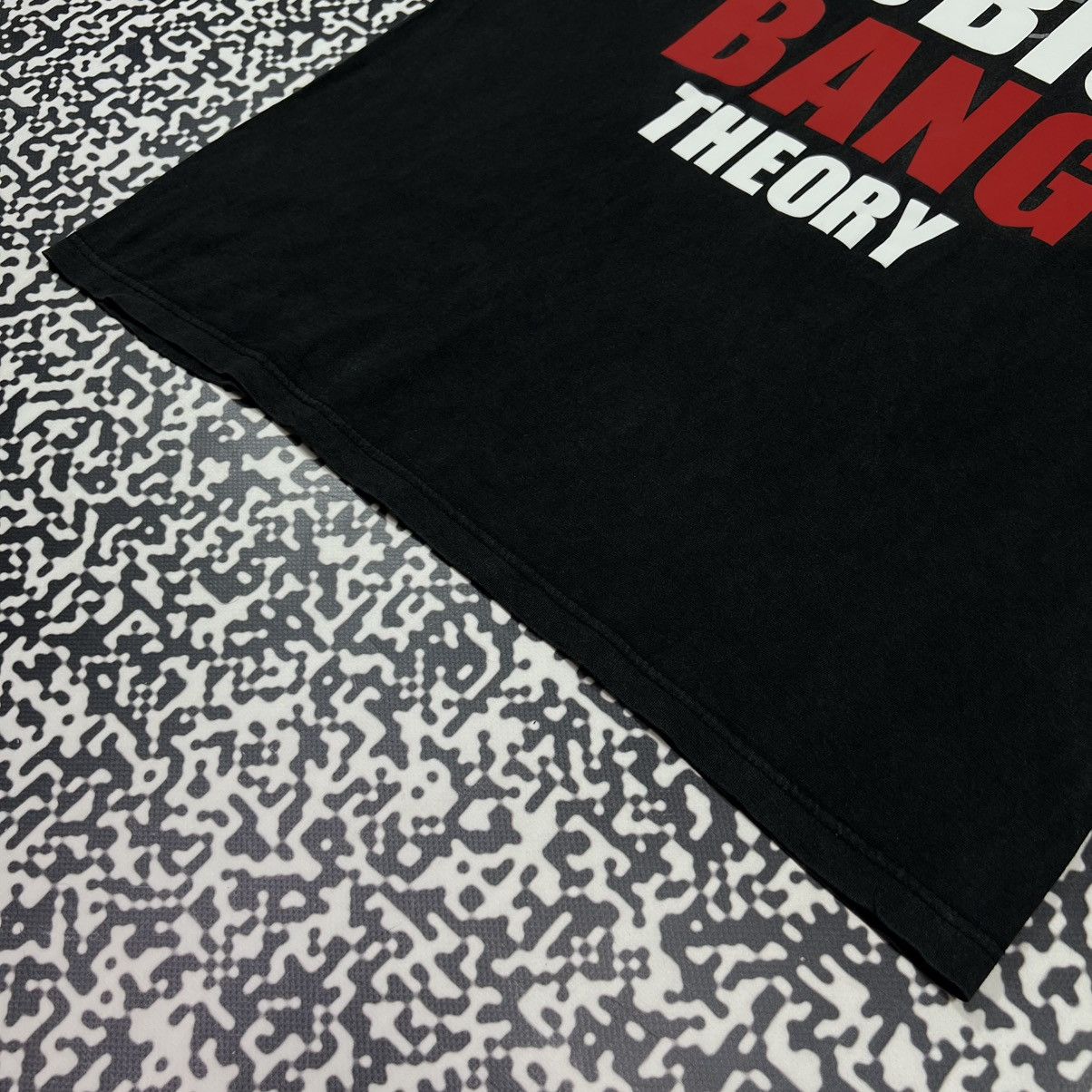 Vintage Vintage Y2K Big Bang Theory Movie Faded Retro Style T-shirt Size US M / EU 48-50 / 2 - 9 Thumbnail