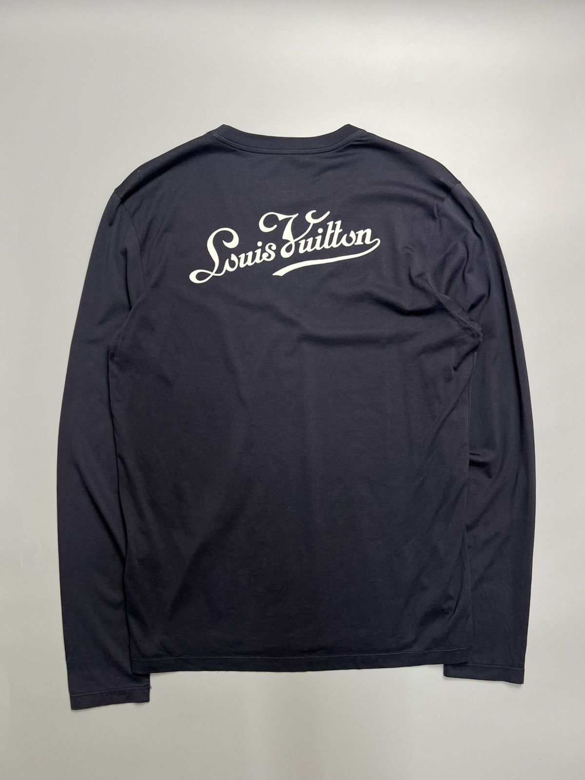 Louis Vuitton Louis Vuitton Velvet Print Long Sleeves Size US S / EU 44-46 / 1 - 1 Thumbnail