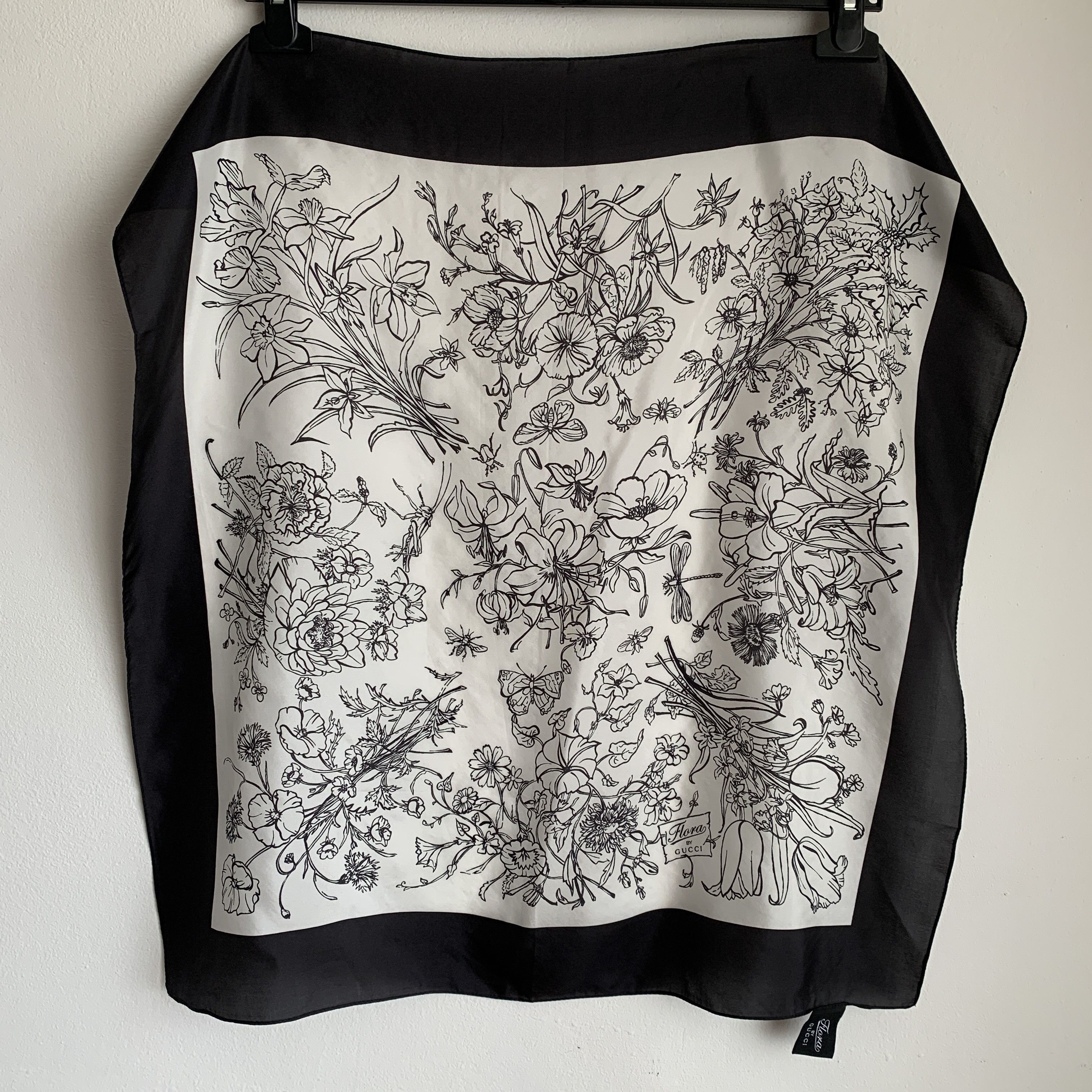 Gucci Gucci Silk Floral Print Scarf Size ONE SIZE - 1 Thumbnail