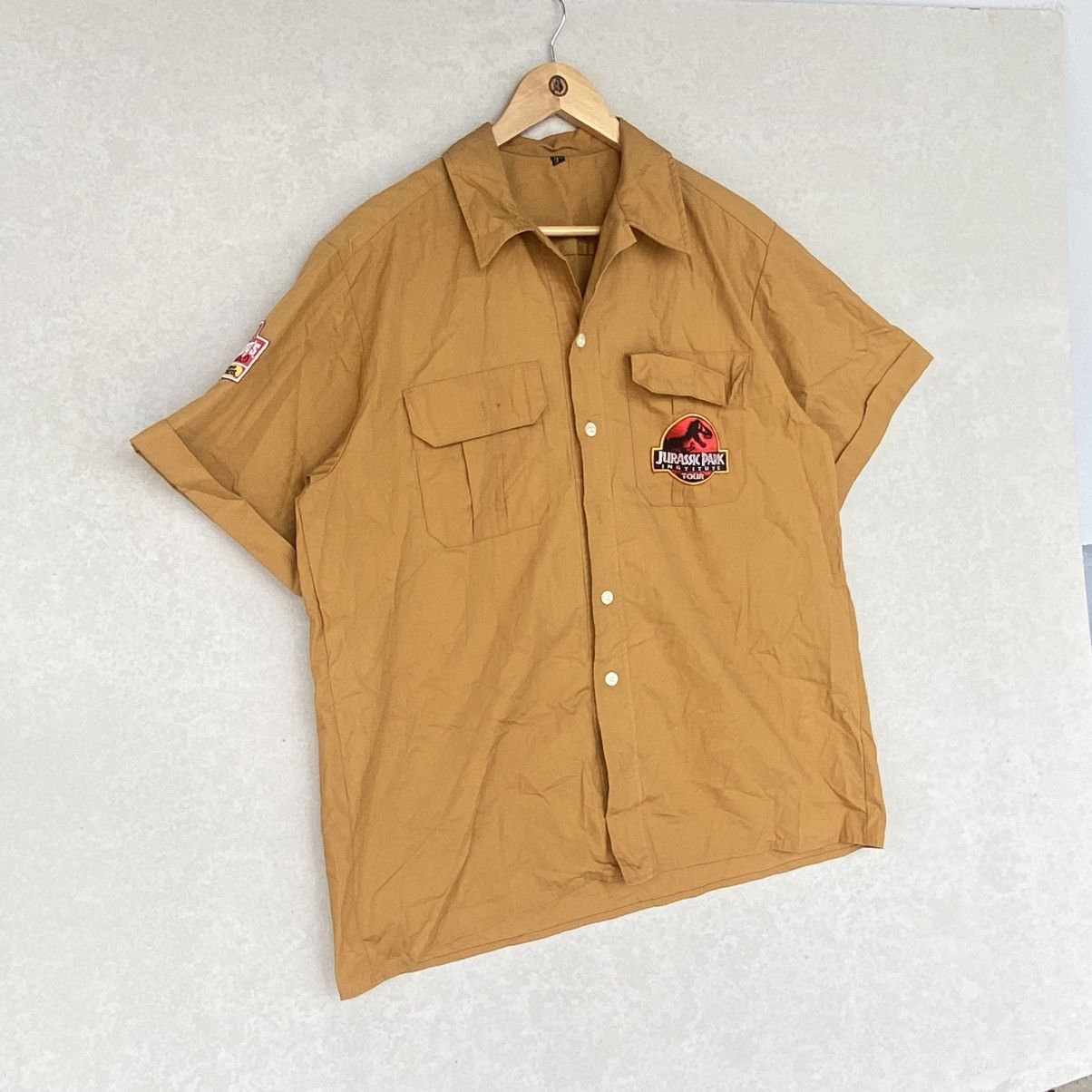 Other Vintage Jurassic Park Embroidered Logo Short Sleeve Tshirt Size US L / EU 52-54 / 3 - 3 Thumbnail