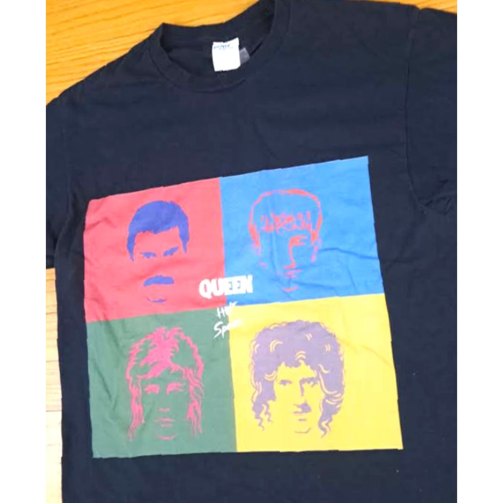 Port & Company Port & Company Rock Band Freddie & Black Box Queen T-Shirt Mens M Black Cotton Short Sleeve Crew Neck Graphic Print 26in Long 18in Chest Regular Fit Size US M / EU 48-50 / 2 - 2 Thumbnail