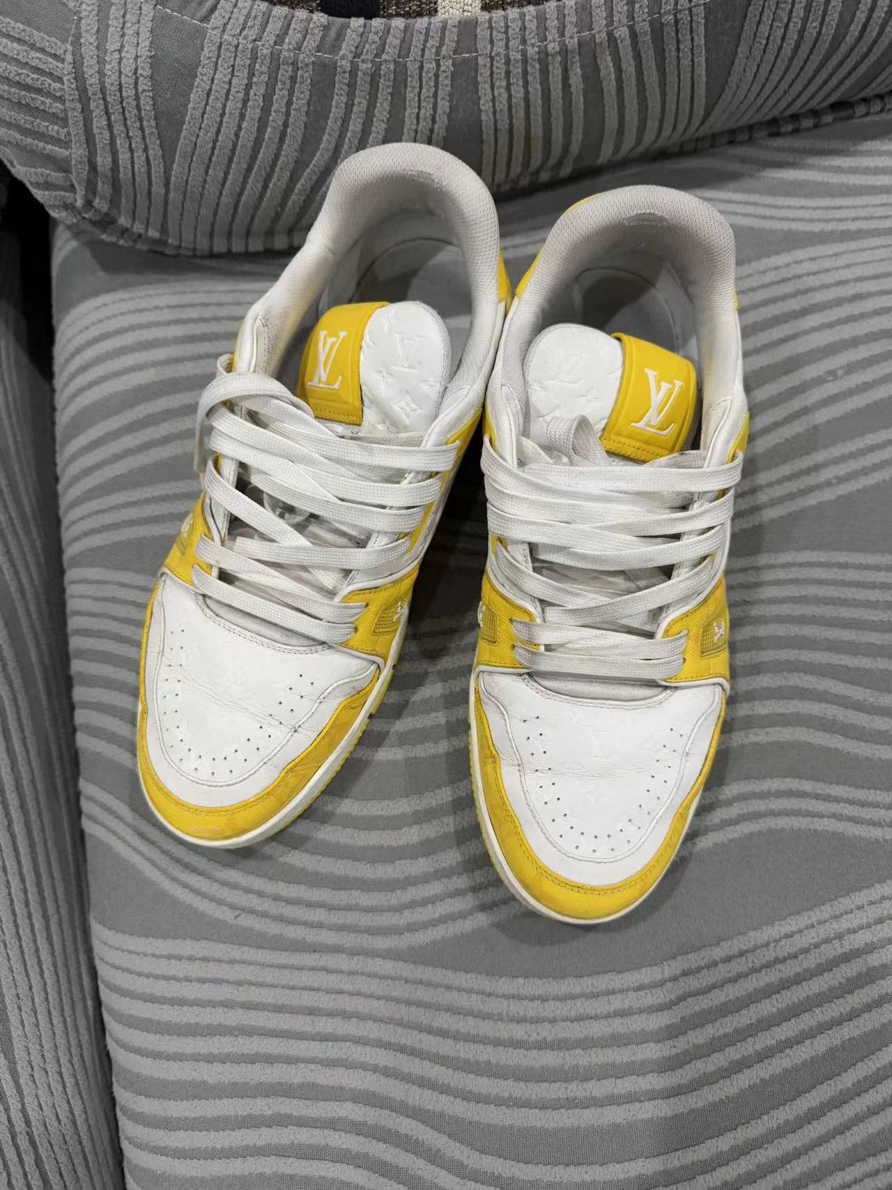 Louis Vuitton LV Sneakers 41.5 Size US 8.5 / EU 41-42 - 1 Thumbnail