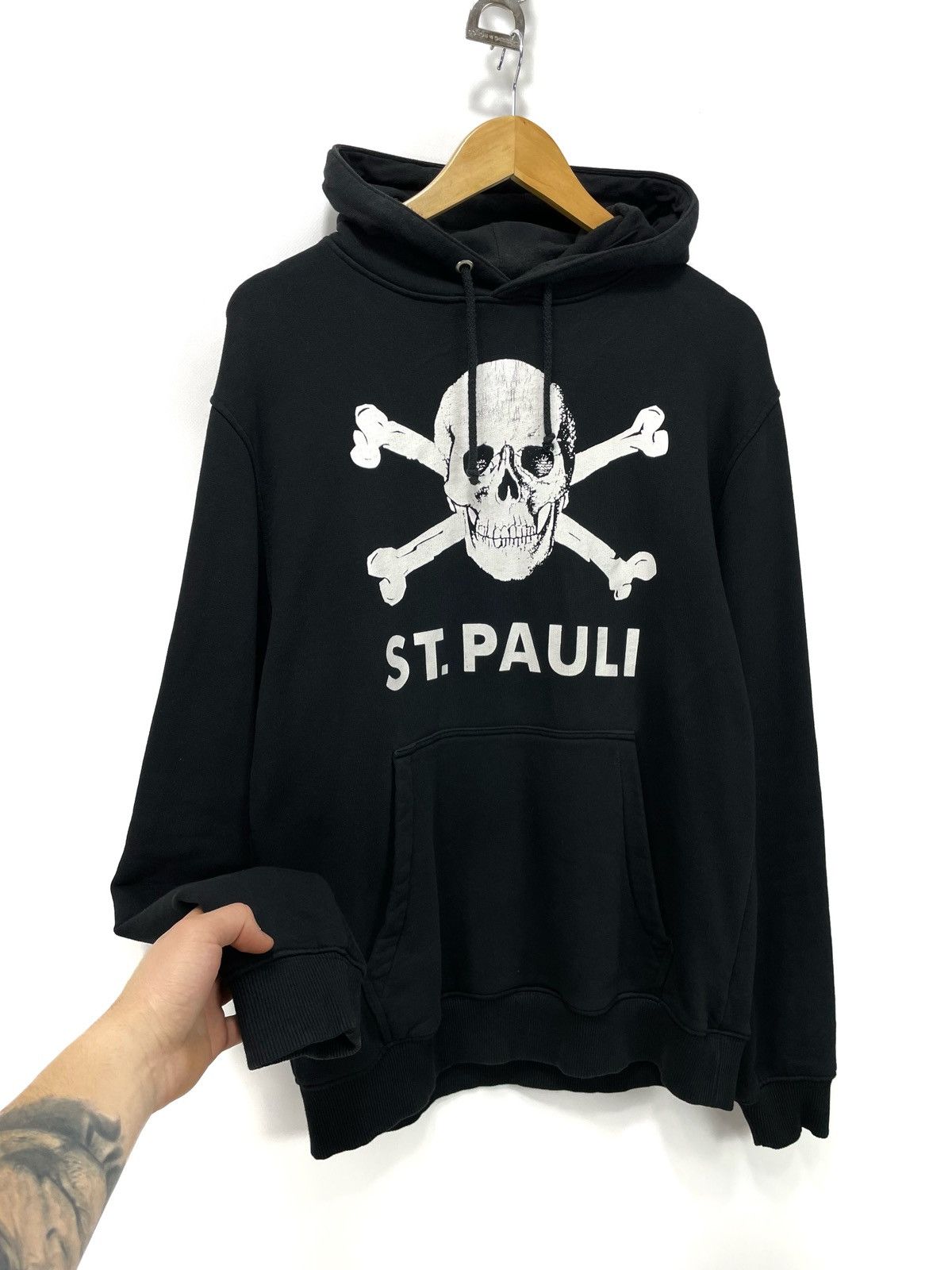Vintage FC St. Pauli Hoodie – Size M – Made in Turkey Size US M / EU 48-50 / 2 - 3 Thumbnail