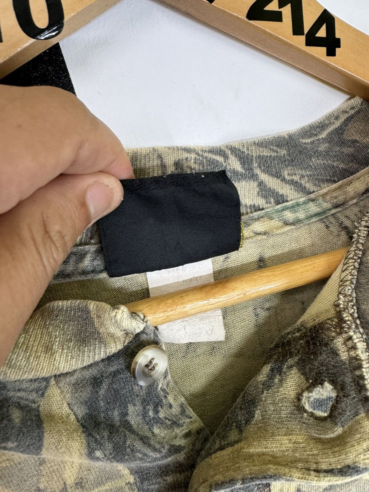 Vintage VINTAGE CAMO ADVANTAGE WETLANDS LONG SLEEVE DISTREES TEE Size US L / EU 52-54 / 3 - 9 Thumbnail