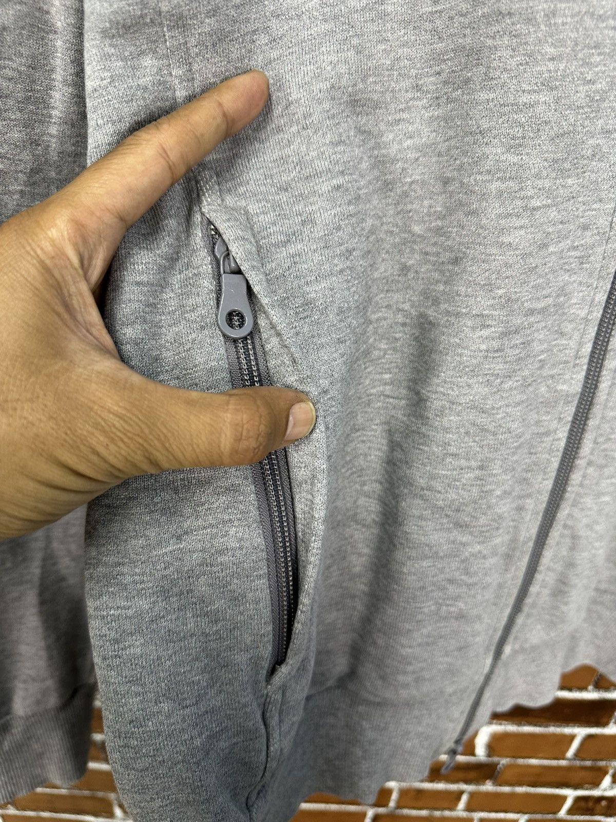 Lacoste Lacoste Distressed Hoodie Z424 Size US L / EU 52-54 / 3 - 4 Thumbnail