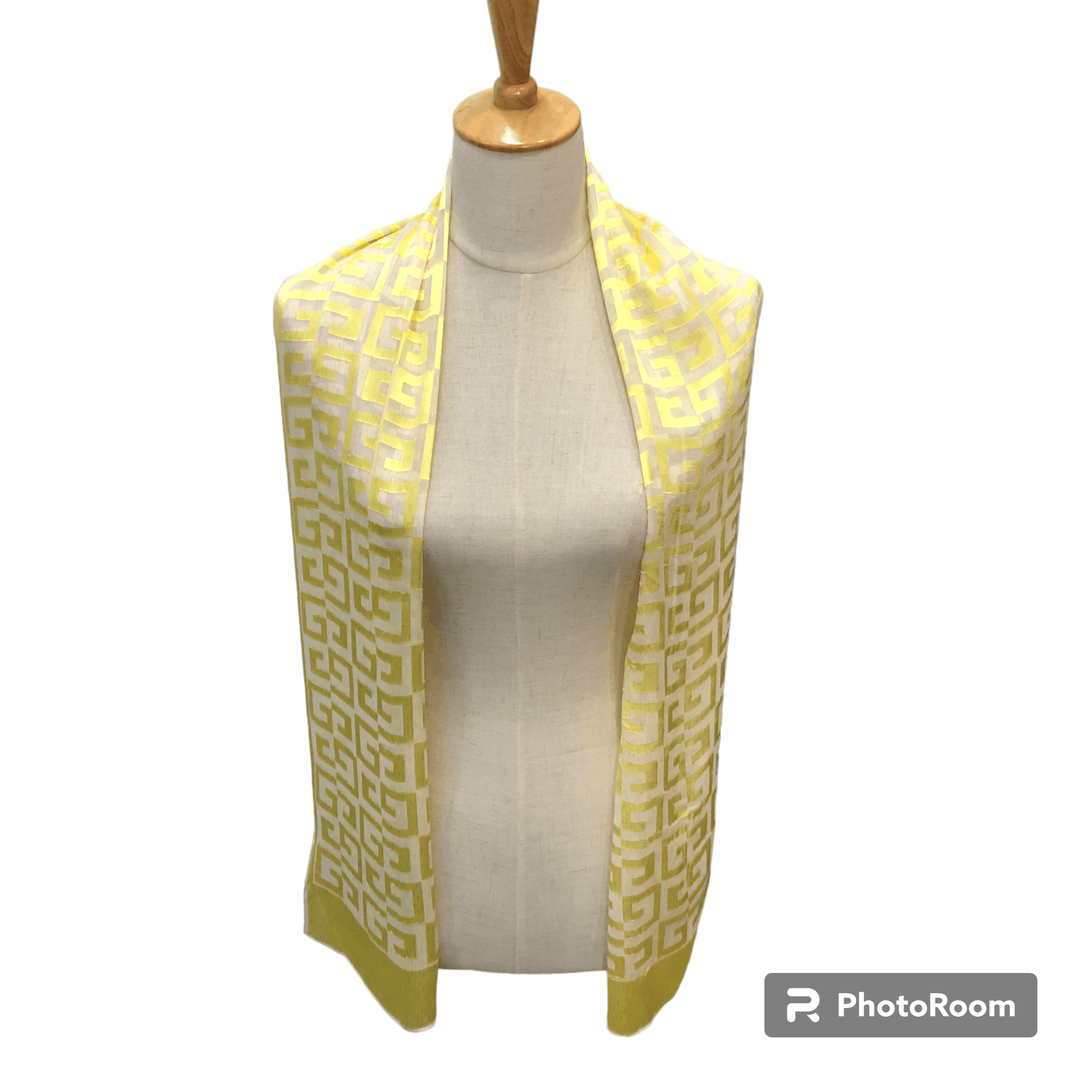 Givenchy Givenchy Monogram Silk Stole Silk Scarf M1390 Size ONE SIZE - 1 Thumbnail