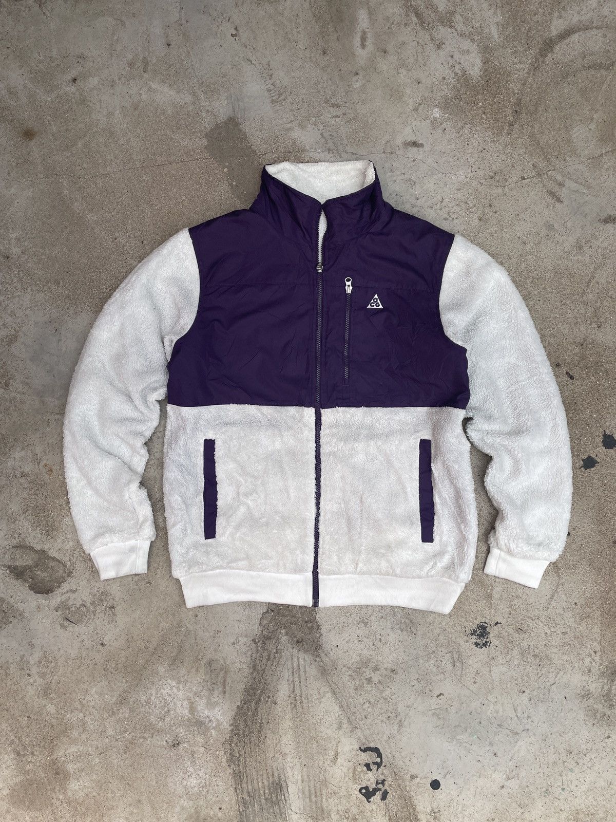 Nike ACG Vintage Nike ACG Reversible Sherpa Fleece Jacket Size US XL / EU 56 / 4 - 2 Thumbnail