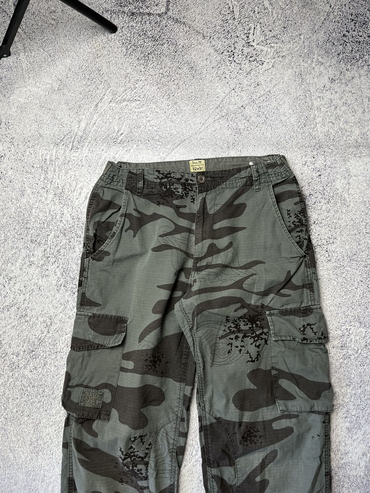 Japanese Brand VINTAGE FADED STREETWEAR CAMO CARGO PANTS Y2K Size US 32 / EU 48 - 4 Thumbnail