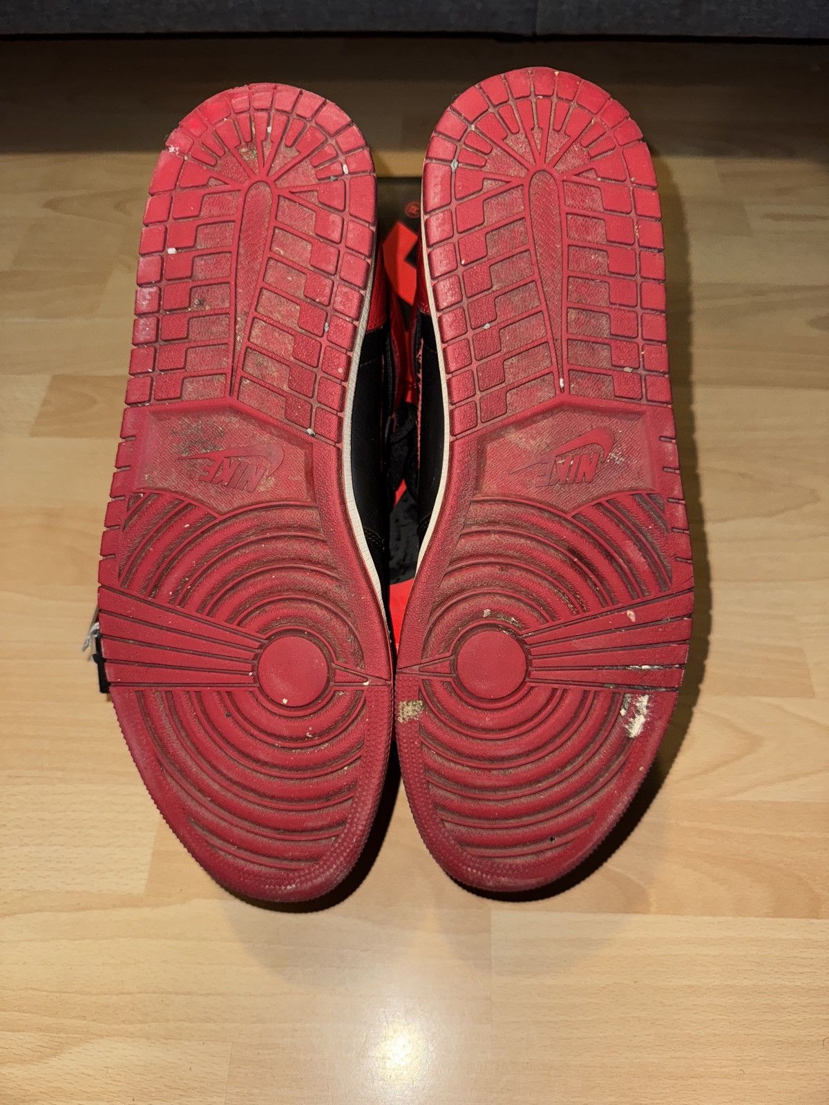 Jordan Brand × Nike Nike Air Jordan 1 Retro High OG Bred Size US 12.5 / EU 45-46 - 6 Thumbnail