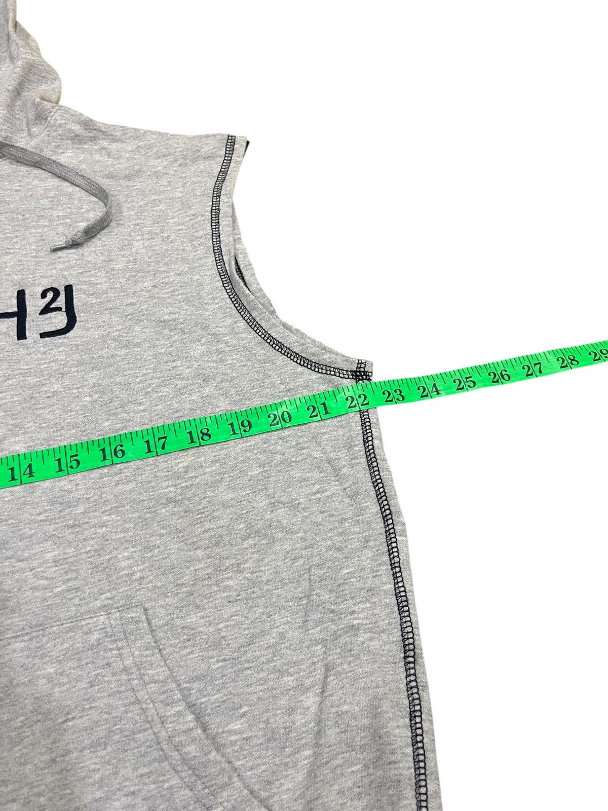 HYDROGEN HYDROGEN SLEEVELESS ZIP UP HOODIE SKULL LOGO H2J Size US L / EU 52-54 / 3 - 11 Thumbnail