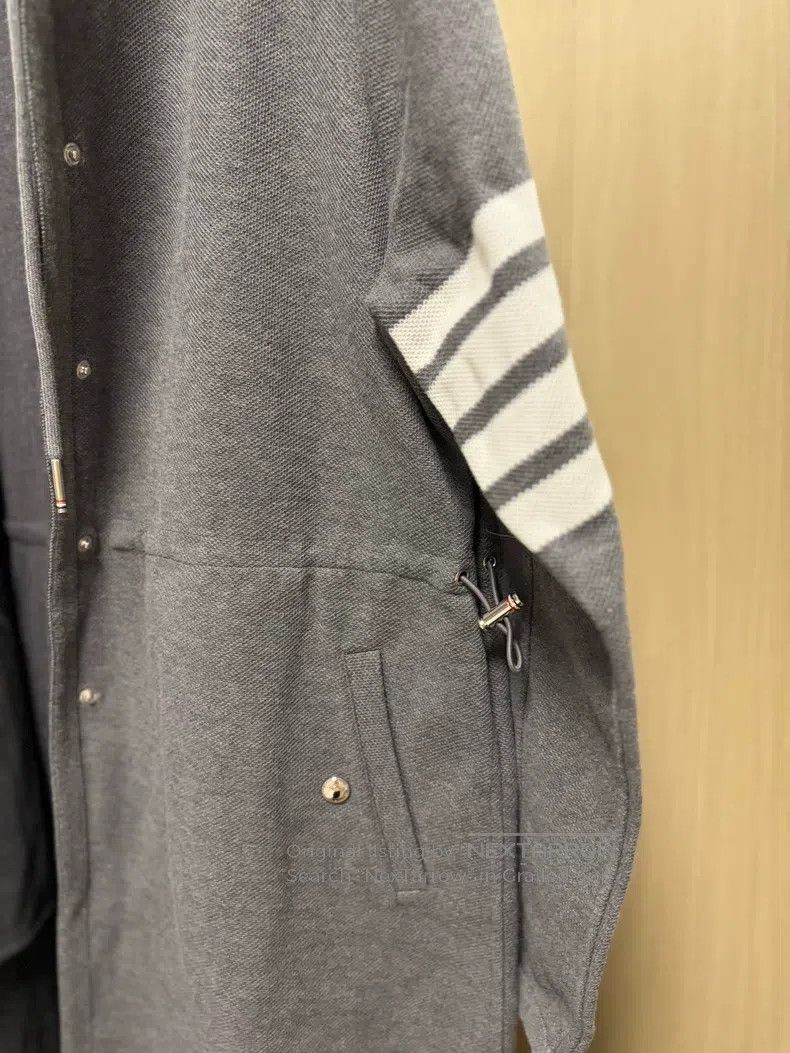 Thom Browne Thom Browne Four-stripe Gold Button Hooded Jacket Size US XS / EU 42 / 0 - 3 Thumbnail