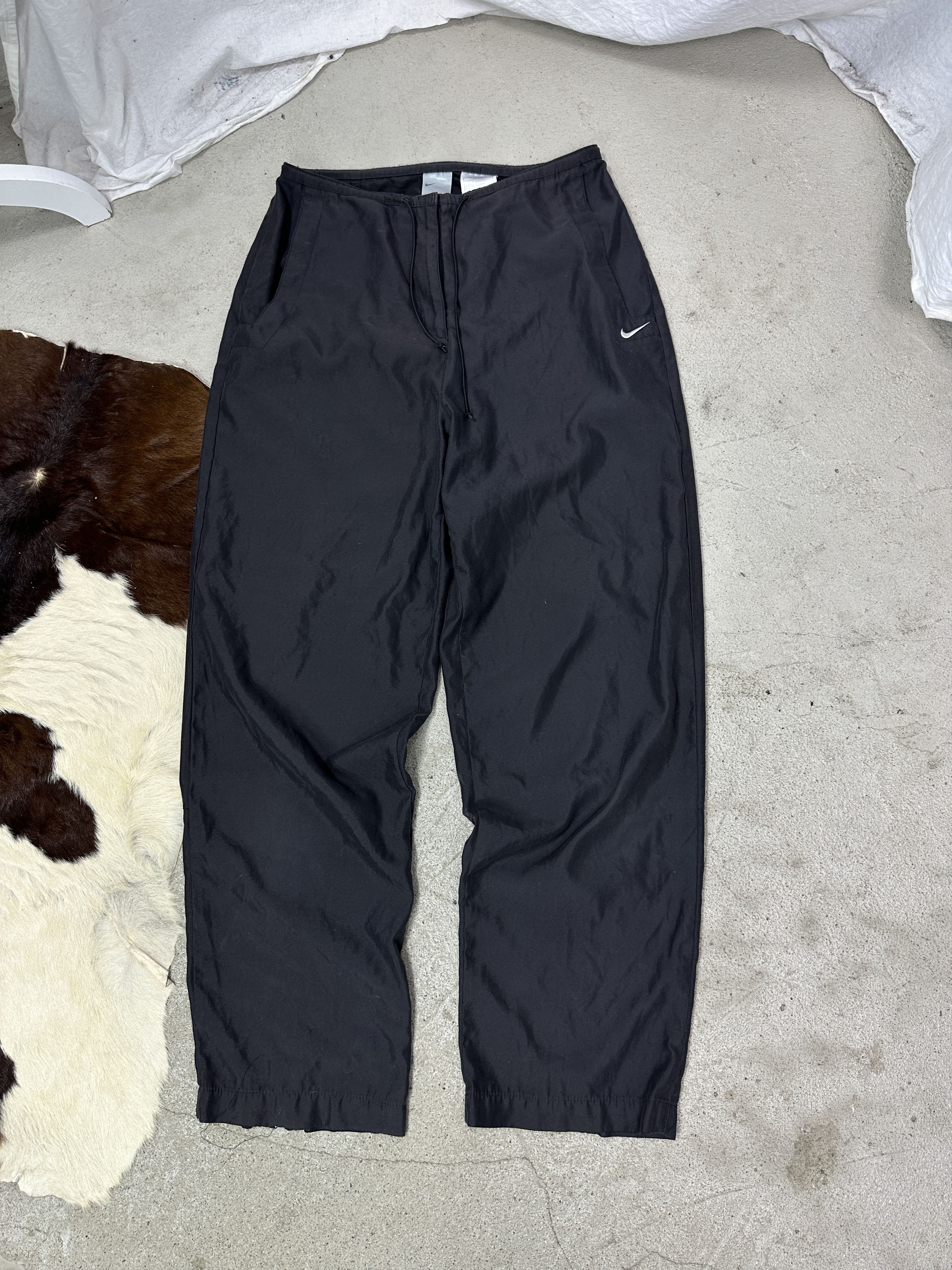 Nike Vintage Sporty Athleisure Streetwear Nike Sweatpants Y2K Size US 33 - 3 Thumbnail