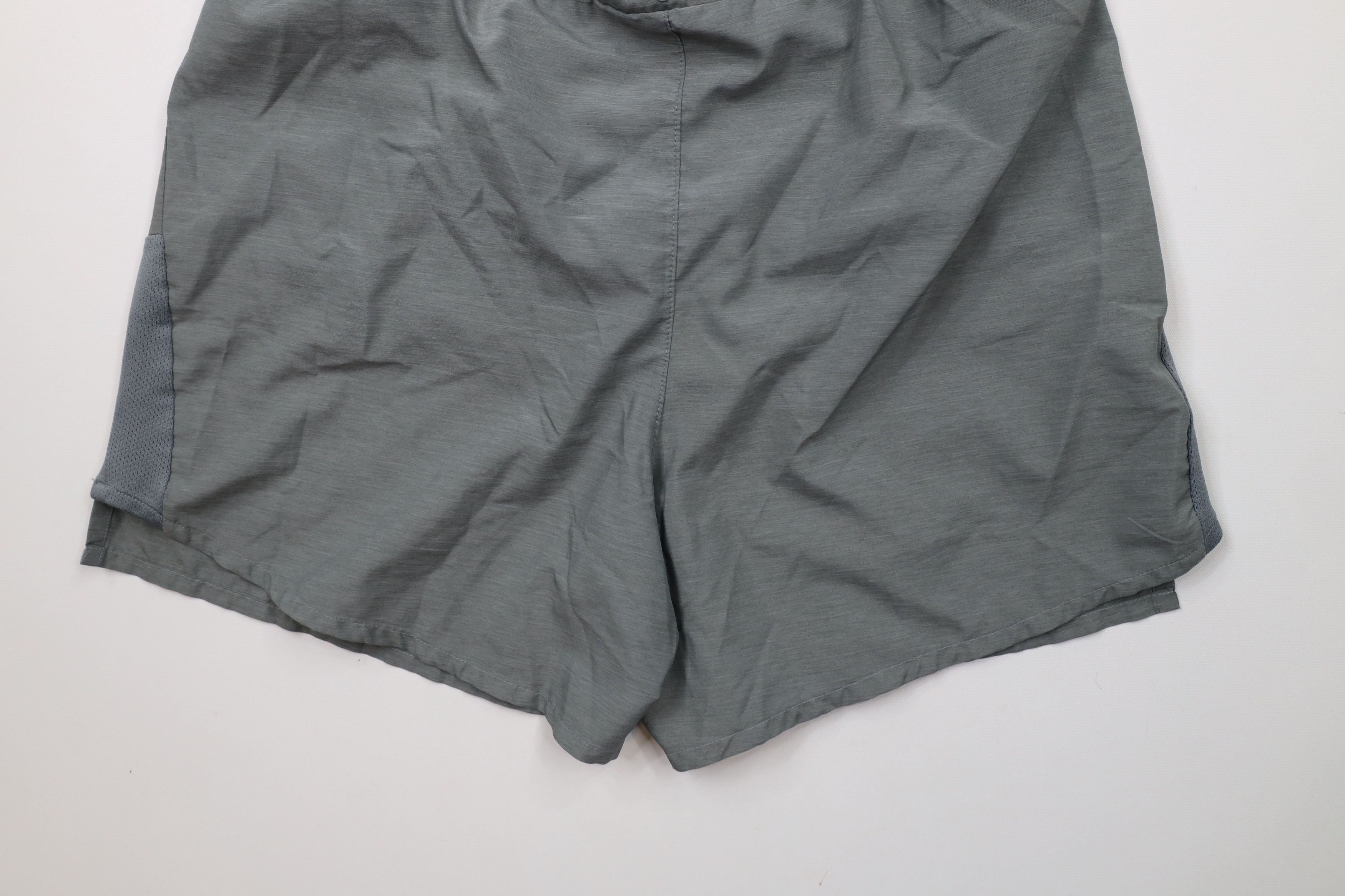 Nike × Vintage Nike Scott Mini Swoosh Reflective Above Knee Lined Shorts Size US 32 / EU 48 - 10 Thumbnail
