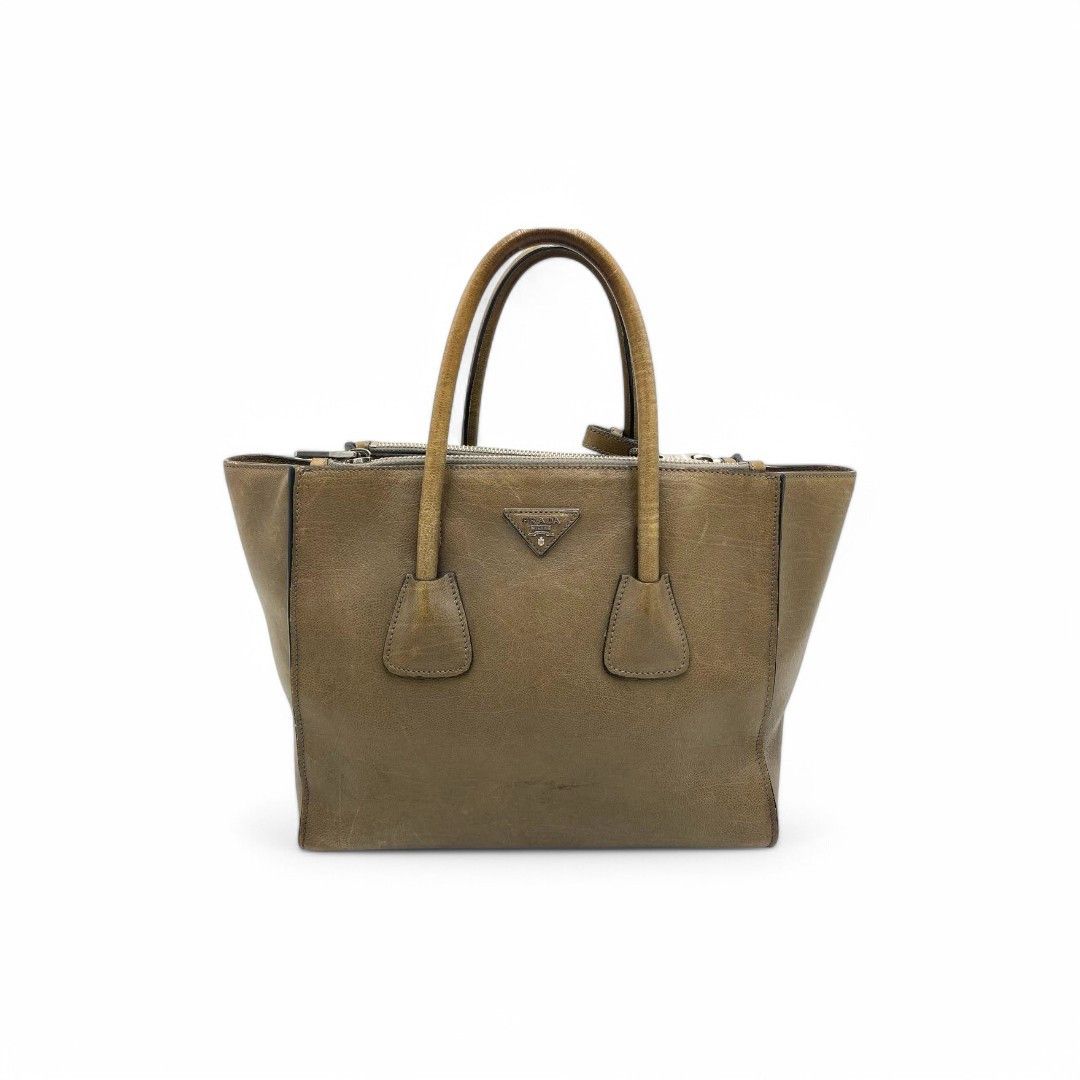 Prada Prada - Saffiano Calf Brown Leather Handbag Triangle Plate Size ONE SIZE - 1 Thumbnail