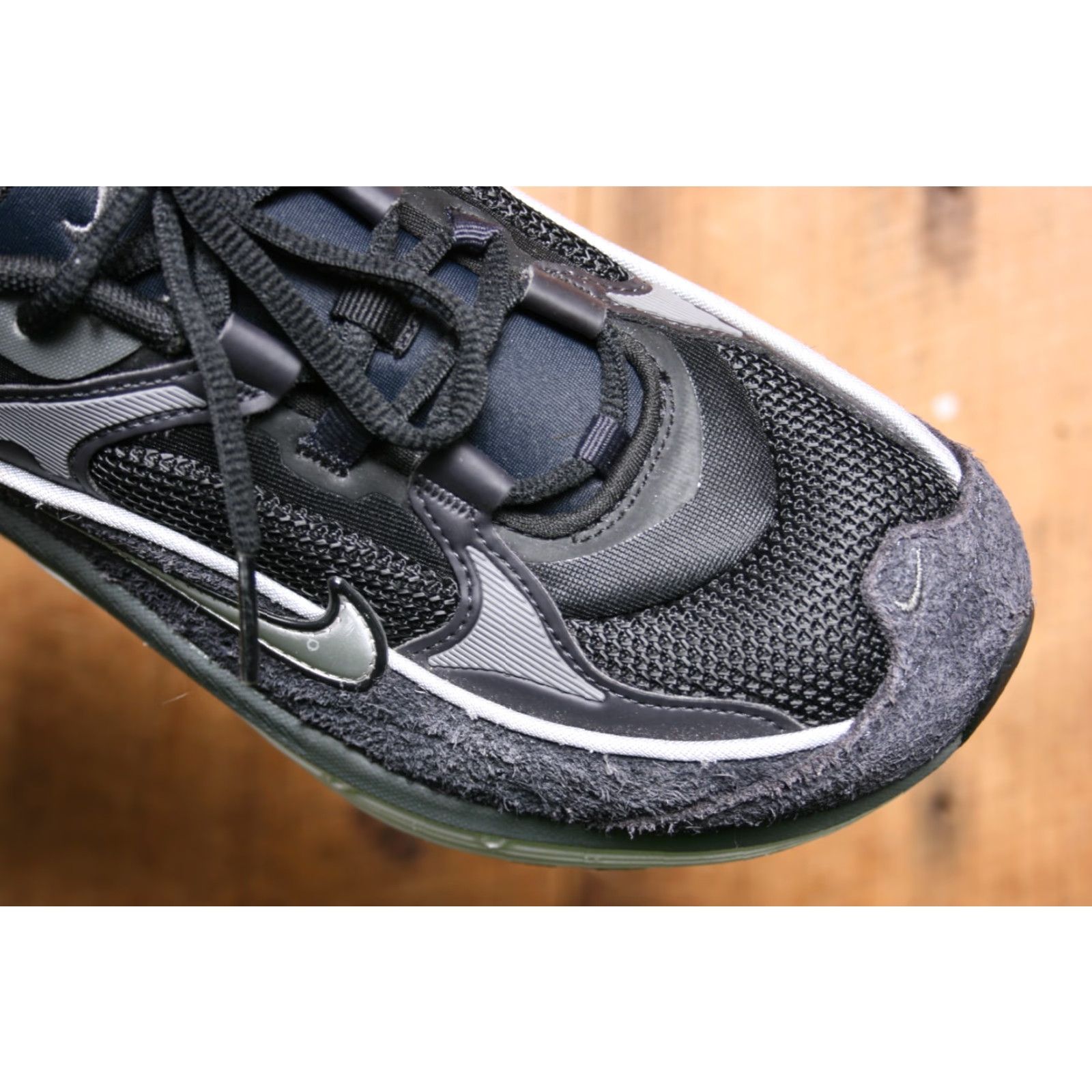 Nike VINTAGE Nike Air Max Bliss Sneakers Women's Sz. 9/US 9 Black/Oil Grey/Metallic Silver Suede Synthetic Lace Up Low Top Athletic Shoes Size US 7 / IT 37 - 6 Thumbnail