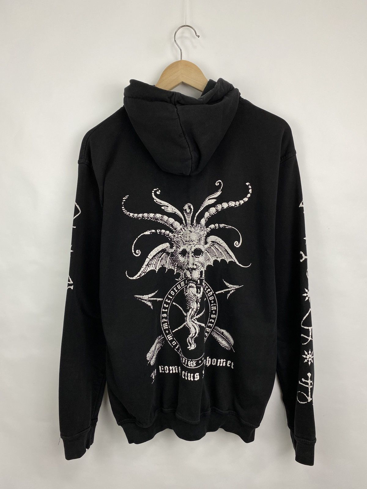 Band Tees Vintage Behemoth In Nomen Eius Baphomet Rock Hoodie Rare Y2K Size US L / EU 52-54 / 3 - 9 Thumbnail