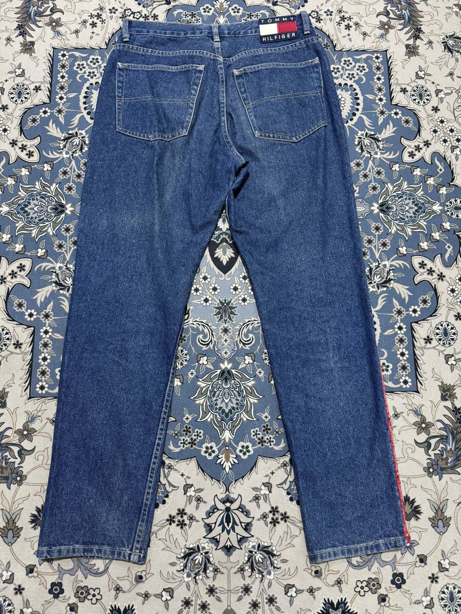 Tommy Hilfiger × Vintage Vintage 90 Tommy Hilfiger Side Tape Hip Hop Skateboard Jeans Size US 32 / EU 48 - 4 Thumbnail