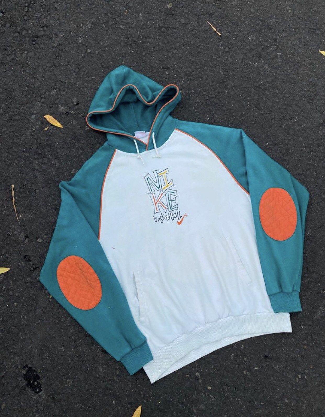 Nike × Vintage Nike Vintage Basketball Hoodie Size US XL / EU 56 / 4 - 3 Thumbnail