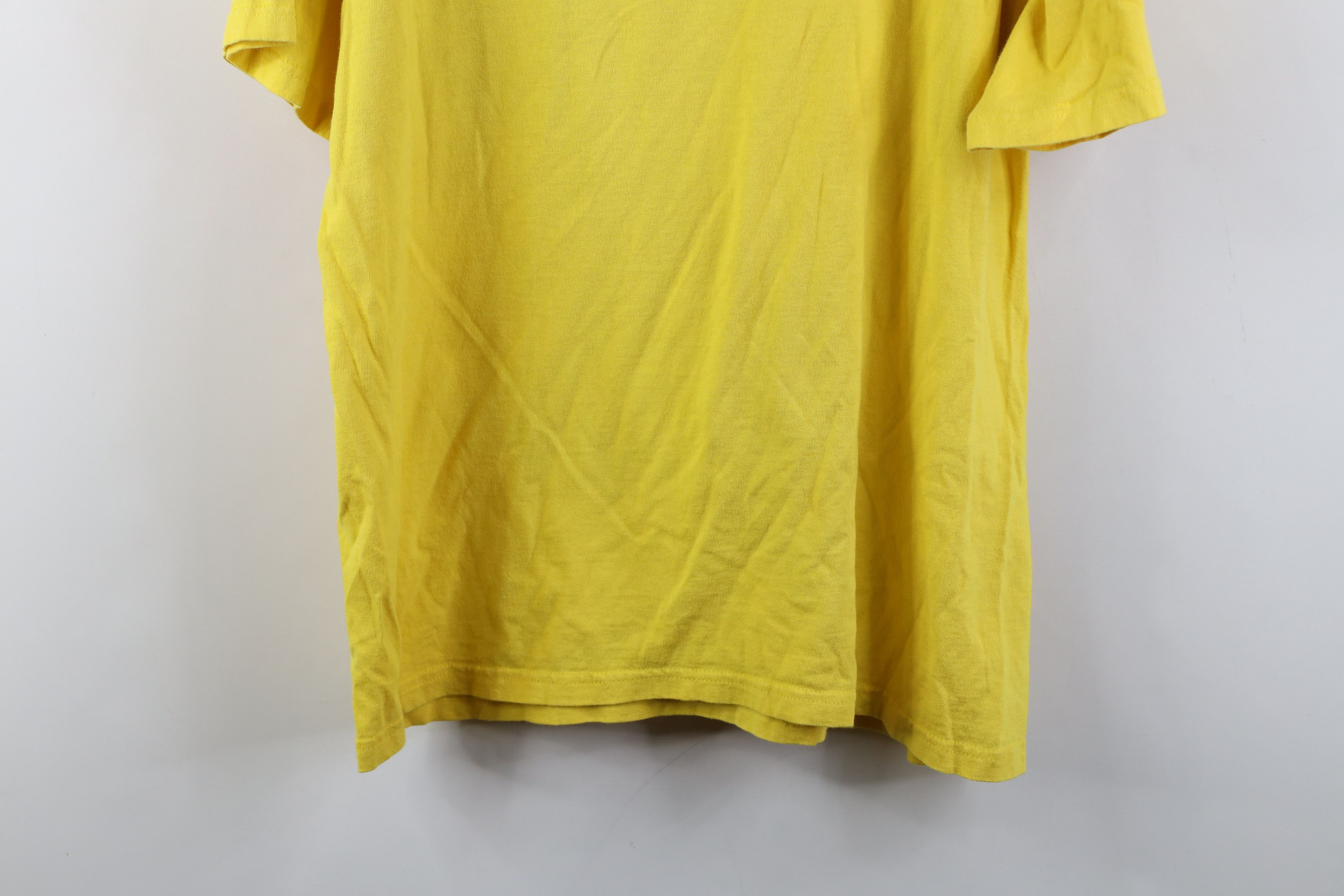 Nike Vintage Nike Swoosh University of Michigan T-Shirt Maize Size US M / EU 48-50 / 2 - 13 Thumbnail