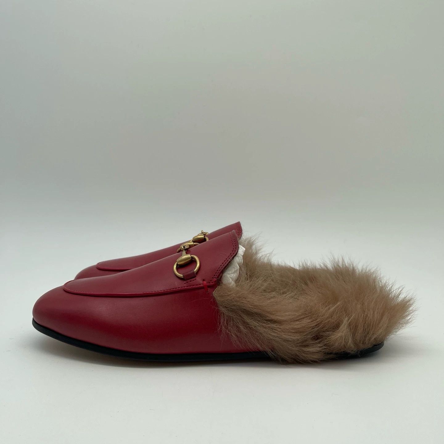 Gucci Gucci fur mules EU 37.5 Size US 7 / IT 37 - 2 Thumbnail