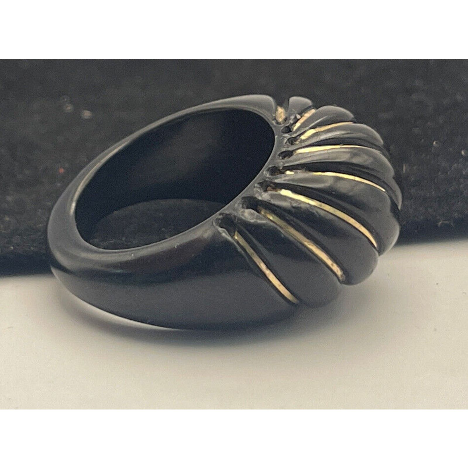Vintage MILOR 14K YELLOW GOLD INLAY ONYX RING SIZE 5.5 BAND SHRIMP Size ONE SIZE - 8 Thumbnail