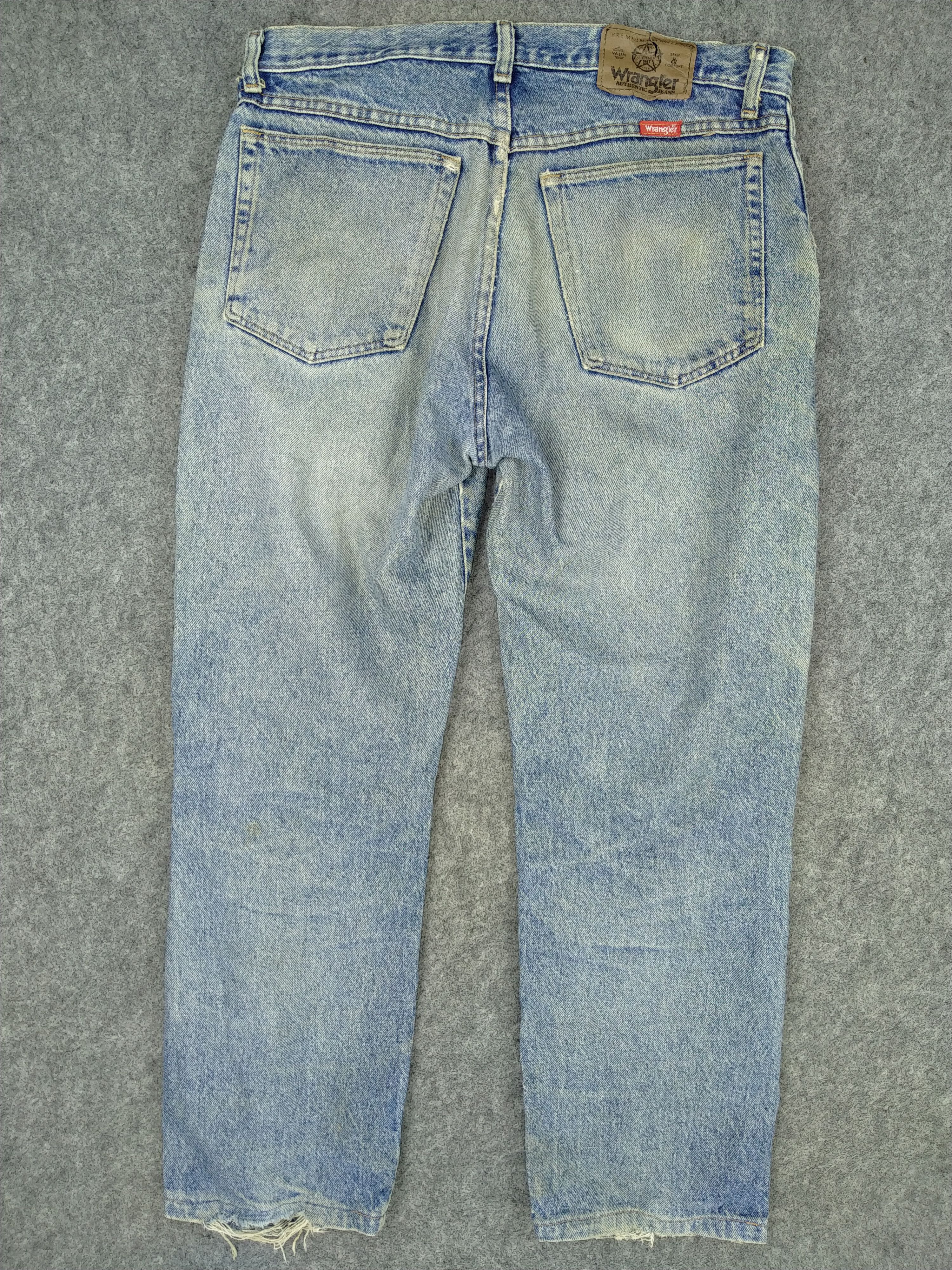 Wrangler Dirty Blue Wrangler Distressed Denim 34x28 -JN472 Size US 34 / EU 50 - 2 Thumbnail