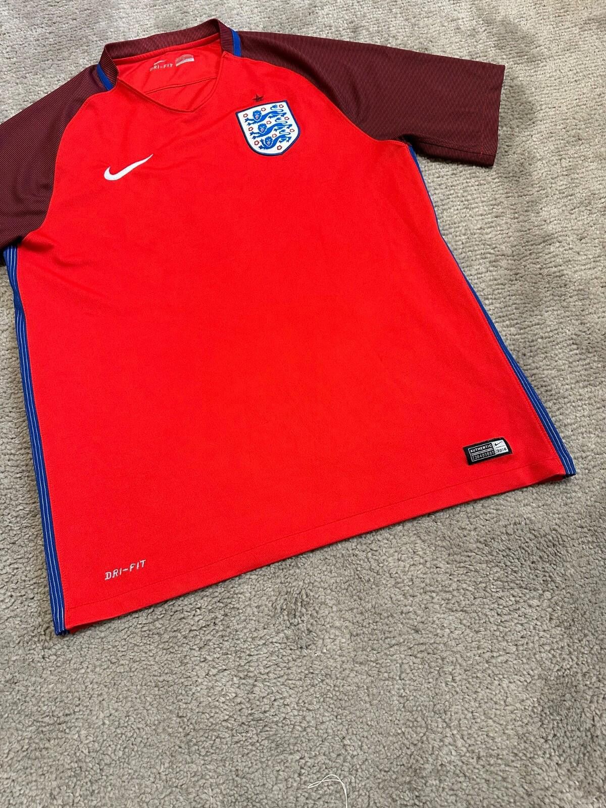 Nike #7 Gallagher England 2016/17 Football Shirt Soccer Jersey Size US L / EU 52-54 / 3 - 2 Thumbnail
