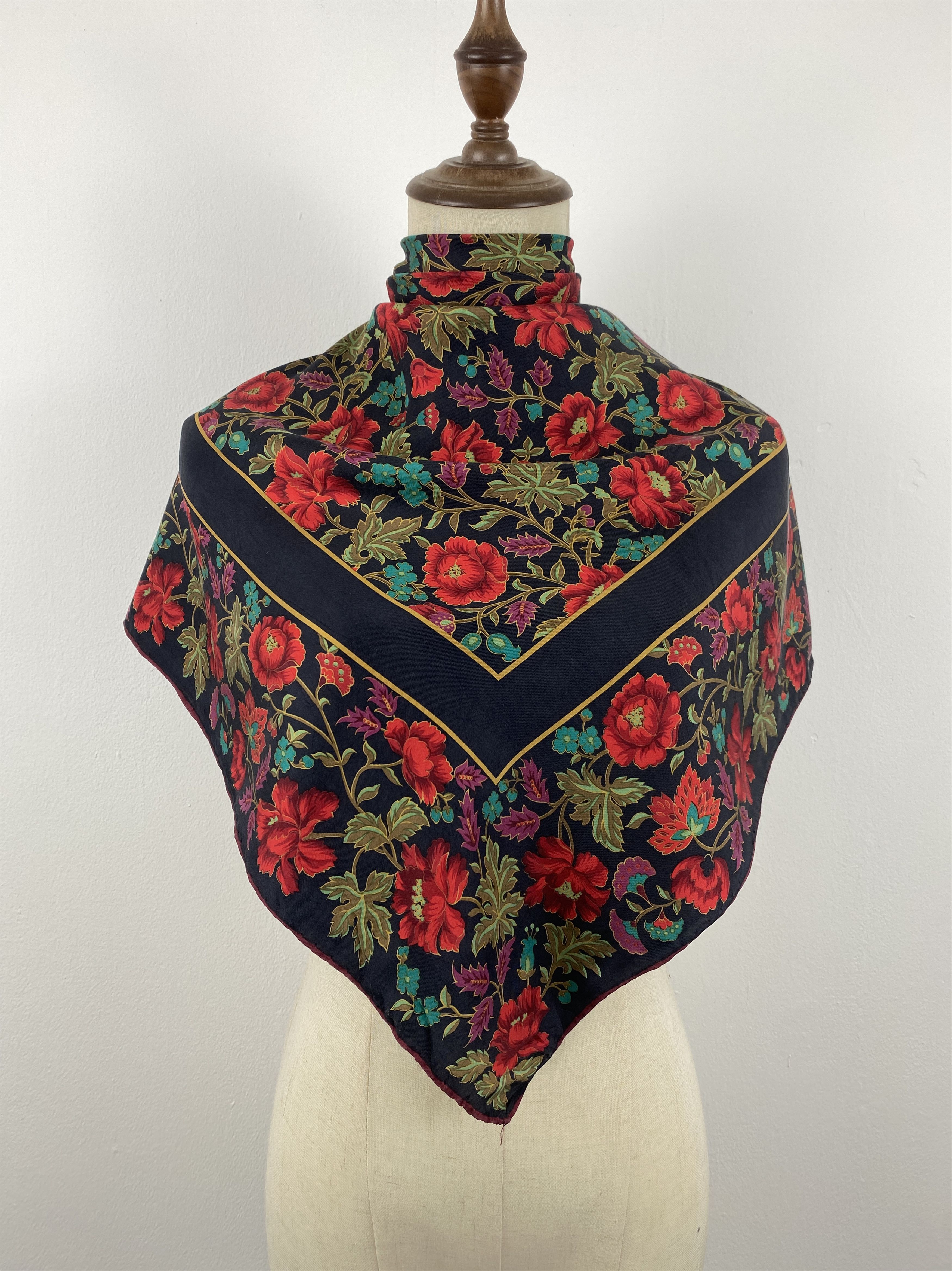 Japanese Brand Antique Harmonize Floral Silk Scarf SN0156 Size ONE SIZE - 1 Thumbnail