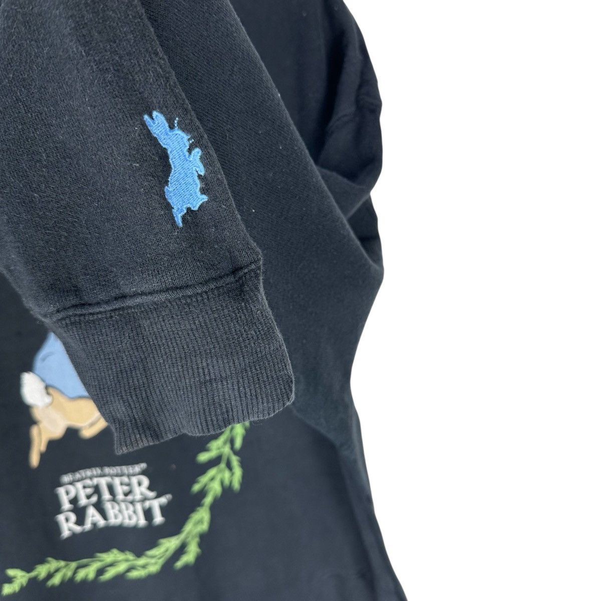 Uniqlo PETER RABBIT HOODIE SWEATSHIRT Size XL / US 12-14 / IT 48-50 - 5 Thumbnail