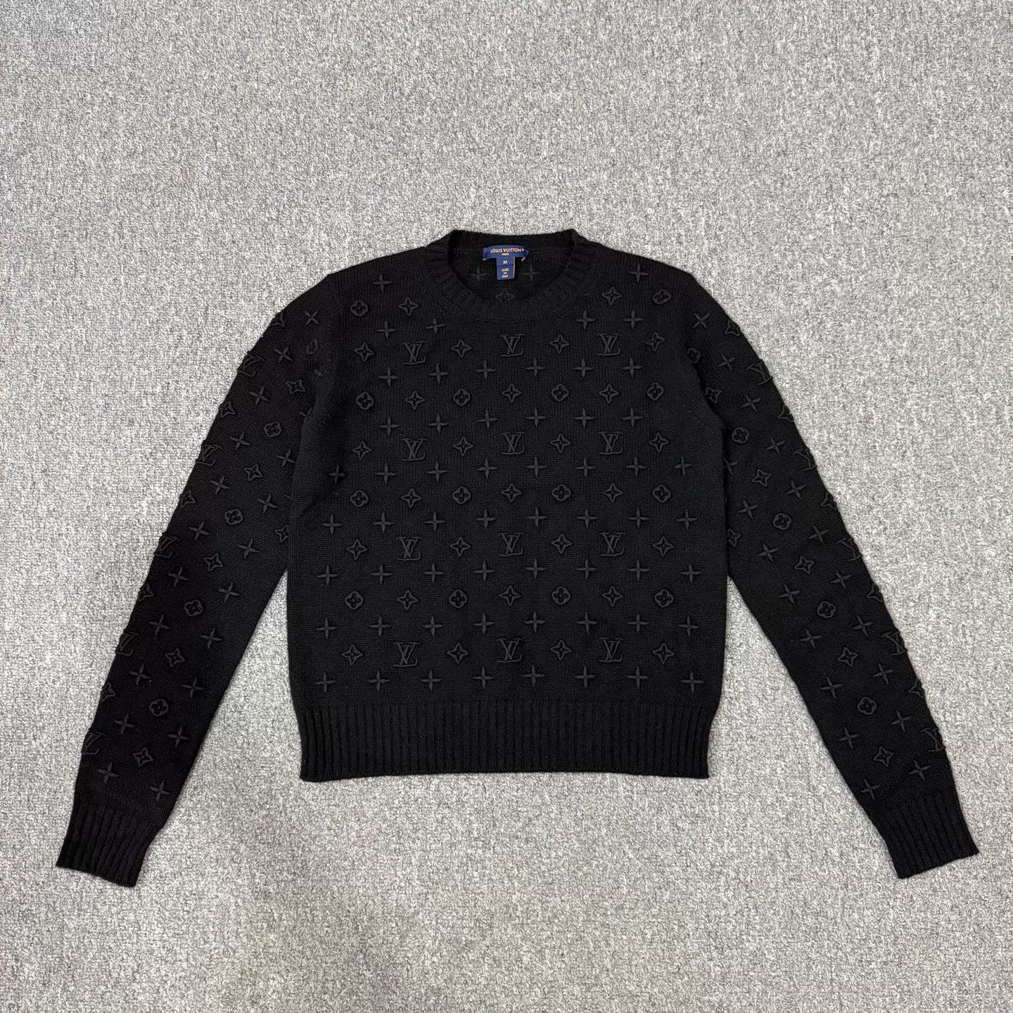 Louis Vuitton LV Black Allover Embossed Logo Knit Sweater M NWT Size M / US 6-8 / IT 42-44 - 2 Thumbnail