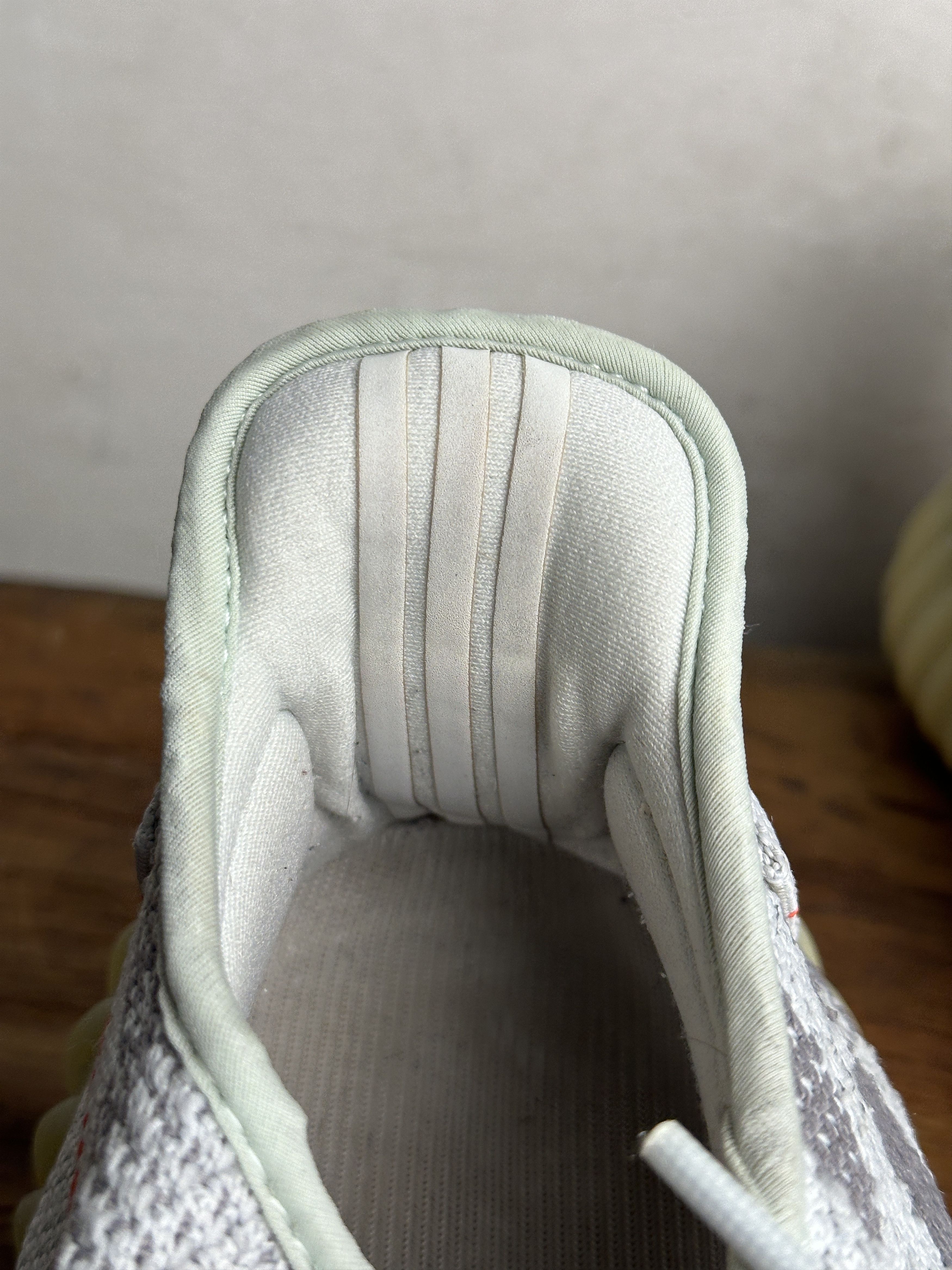 Adidas Adidas Yeezy Boost 350 V2 Blue Tint Size US 11.5 / EU 44-45 - 9 Thumbnail