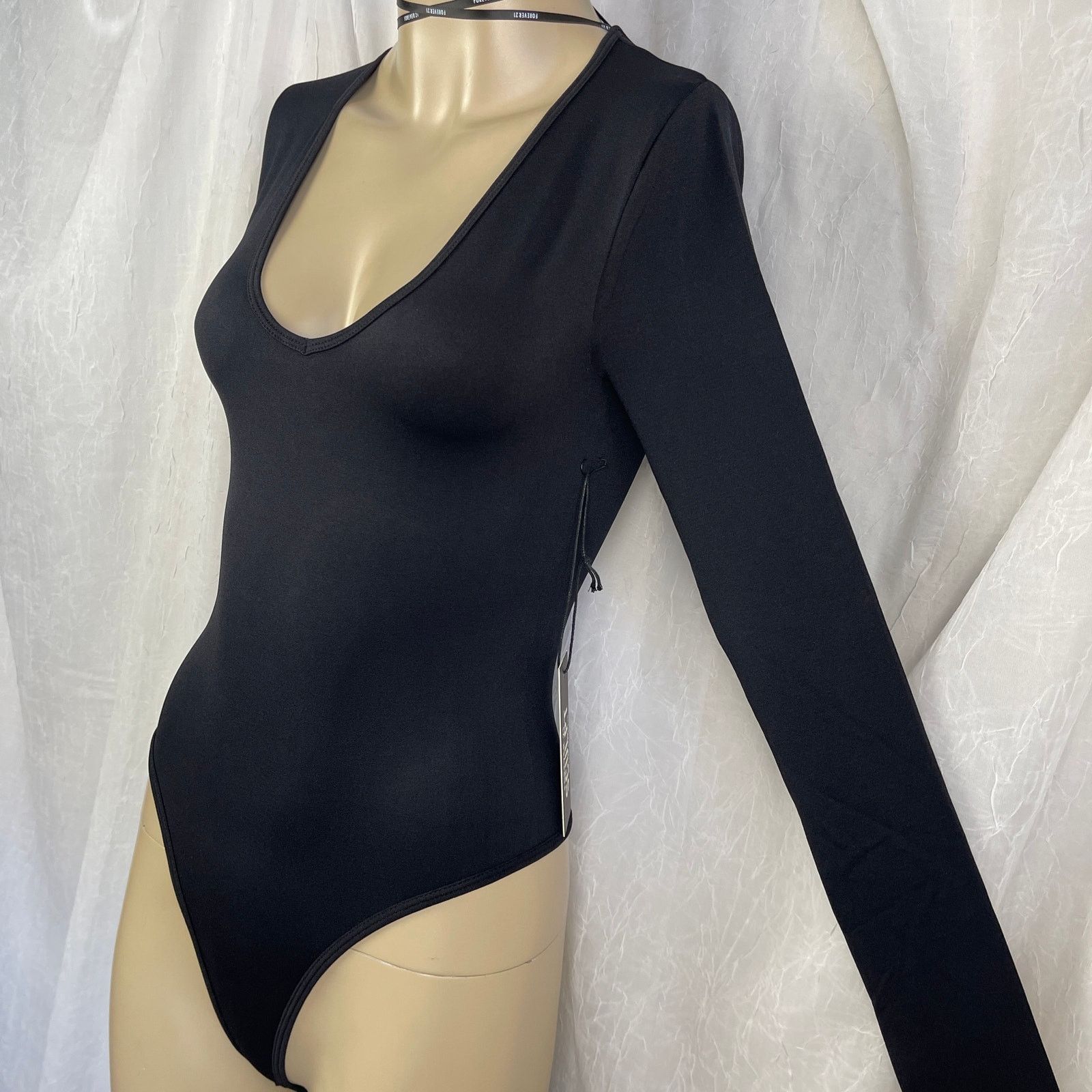 Forever 21 Forever 21 Seamless Thong Bodysuit Long Sleeve Black NWT S Size S / US 4 / IT 40 - 7 Thumbnail