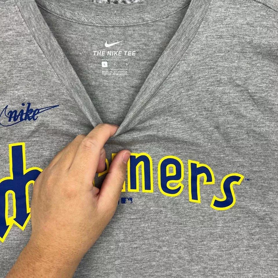Nike Seattle Mariners Shirt Men Nike Short Sleeve Crew Neck New L Size US L / EU 52-54 / 3 - 3 Thumbnail