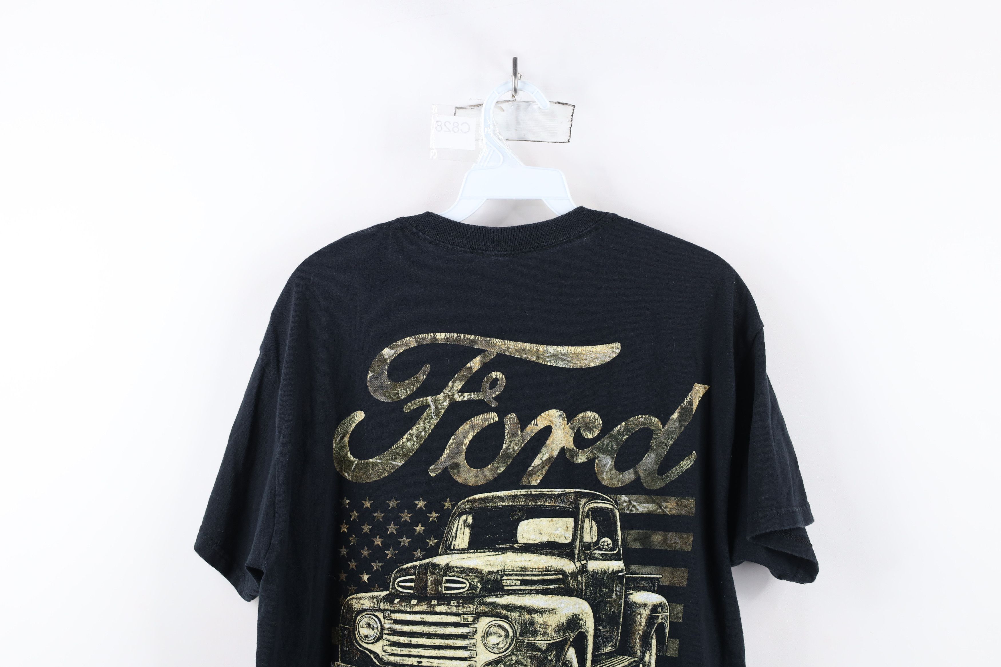 Vintage Vintage Ford Motor Co Spell Out Camouflage Truck T-Shirt Size US L / EU 52-54 / 3 - 13 Thumbnail