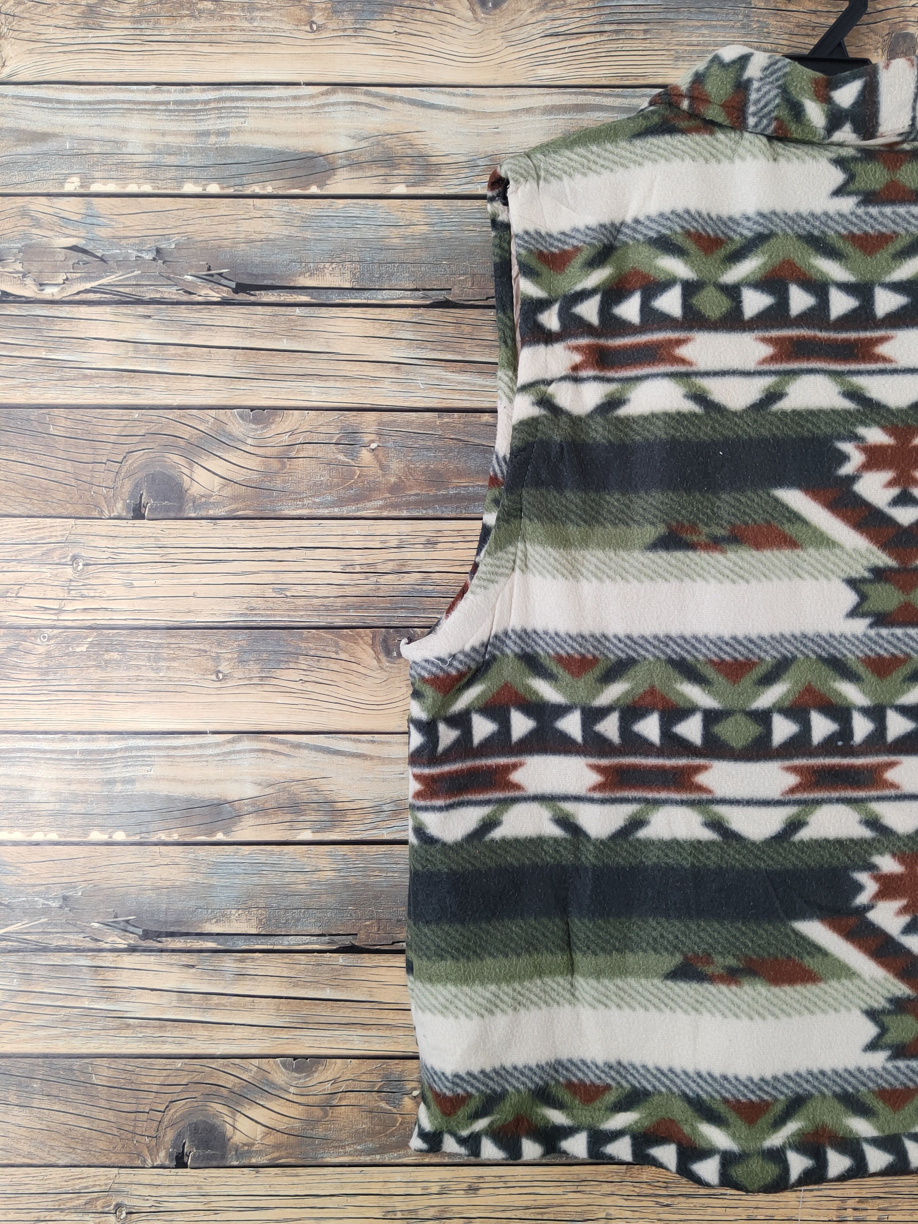 Japanese Brand × Vintage Hot Stuff 🔥 Japanese Brand Green Ivort Wool Vests Size US L / EU 52-54 / 3 - 8 Thumbnail