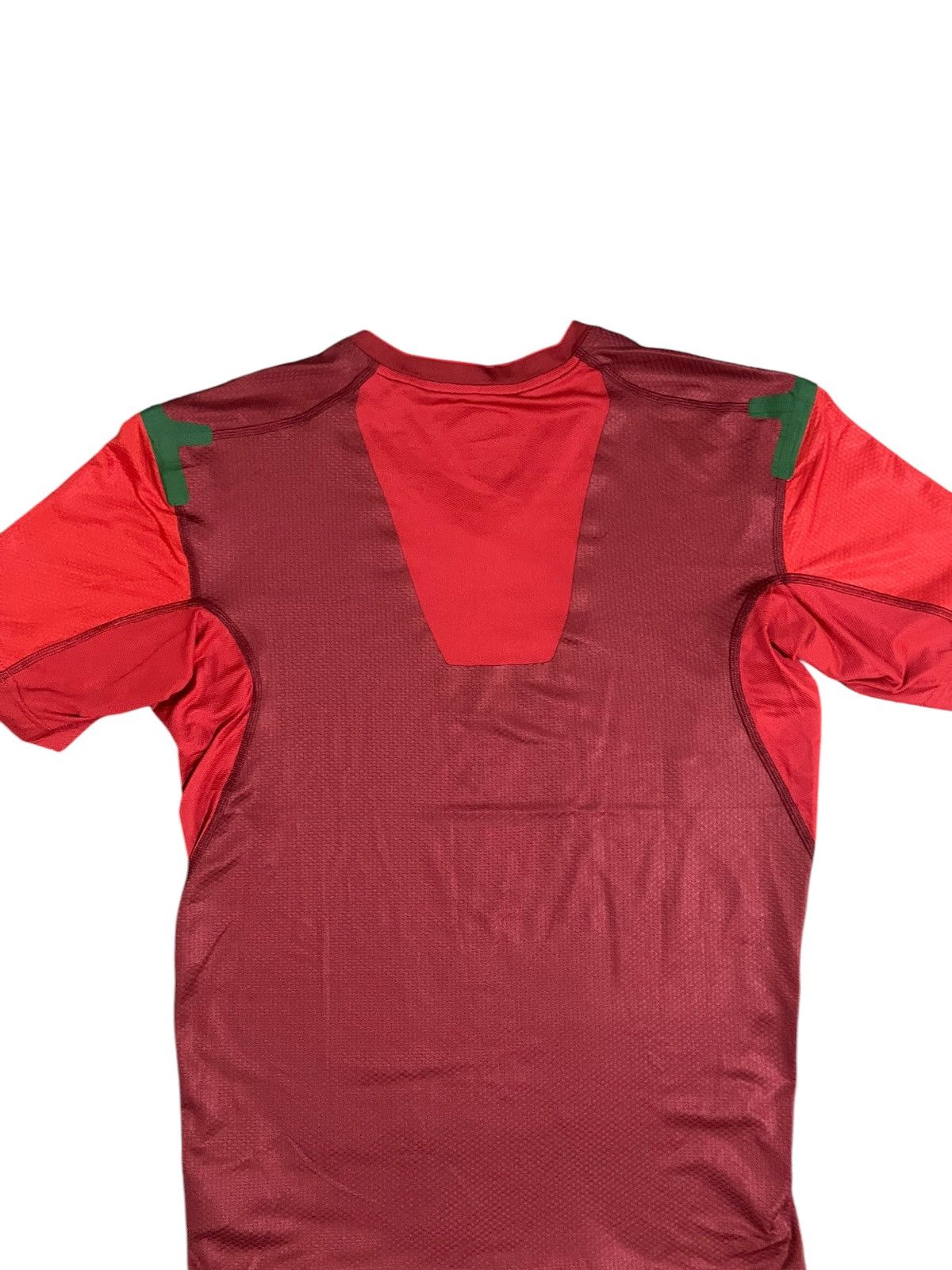 Nike NIKE PRO Portugal Player Issue Compression Training Jersey Size US M / EU 48-50 / 2 - 5 Thumbnail