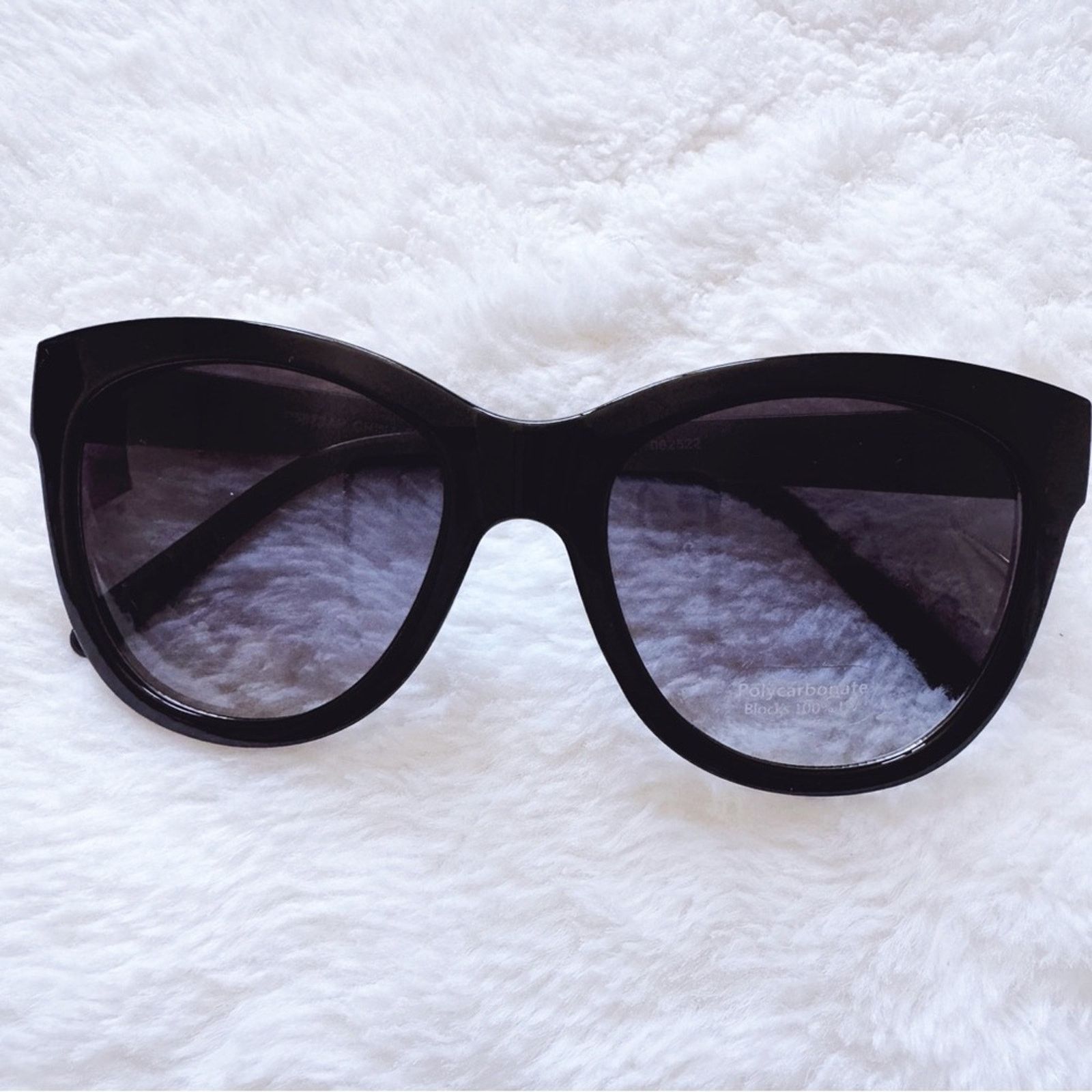 Other Mina Black Chic Sunglasses Size ONE SIZE - 1 Thumbnail