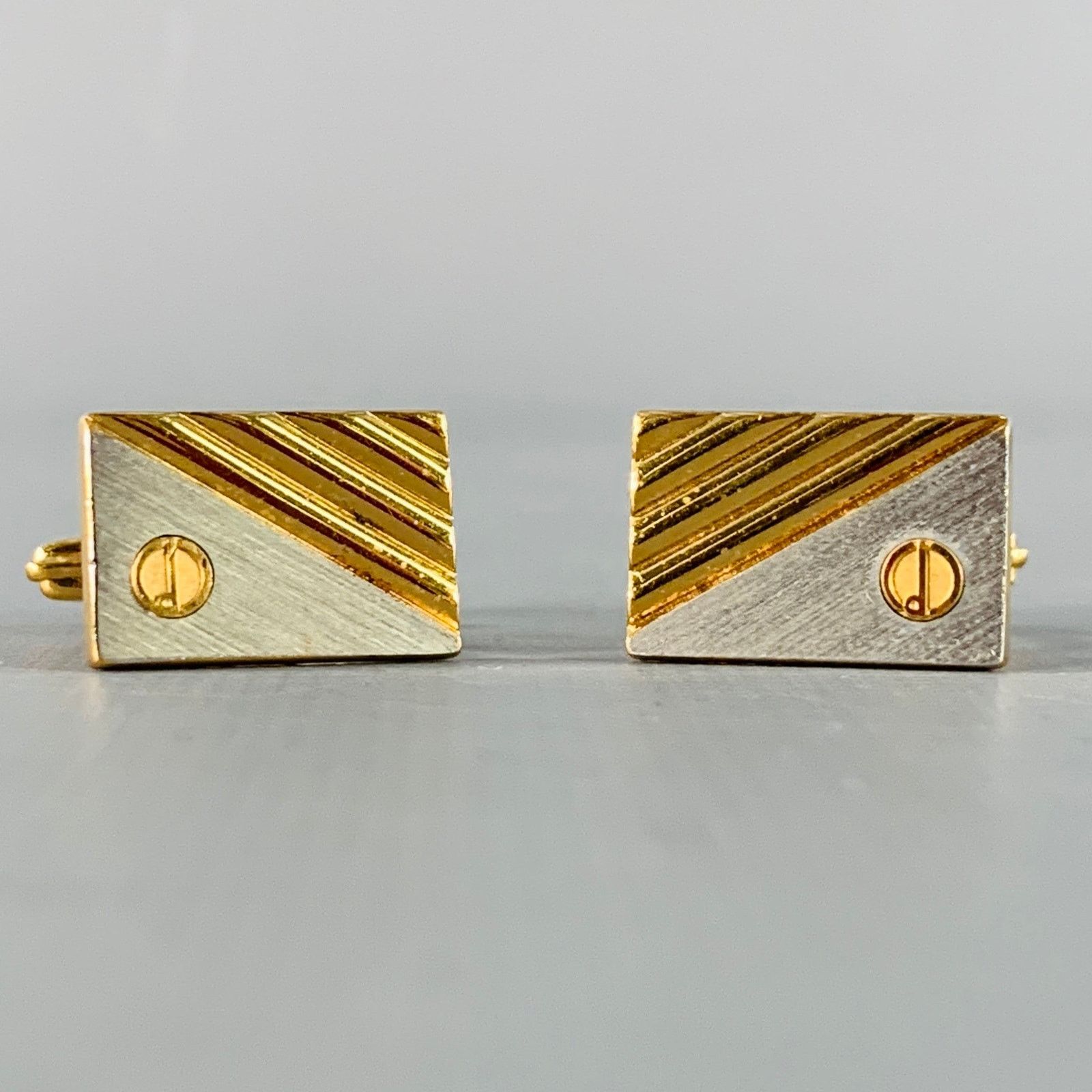 Alfred Dunhill DUNHILL Gold Silver Engraved Metal Cuff Link Tie Clip Set Size ONE SIZE - 4 Thumbnail