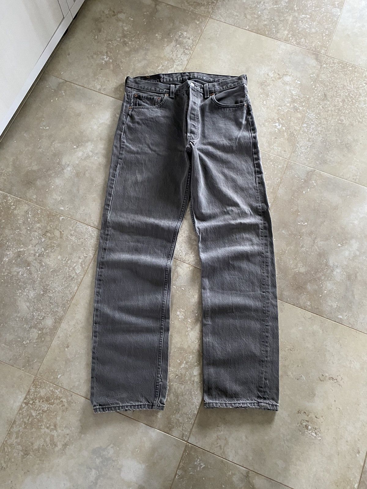 Levi's Vintage Levis 501 Baggy Jeans Made Usa 2000s Washed Denim Size US 34 / EU 50 - 1 Thumbnail