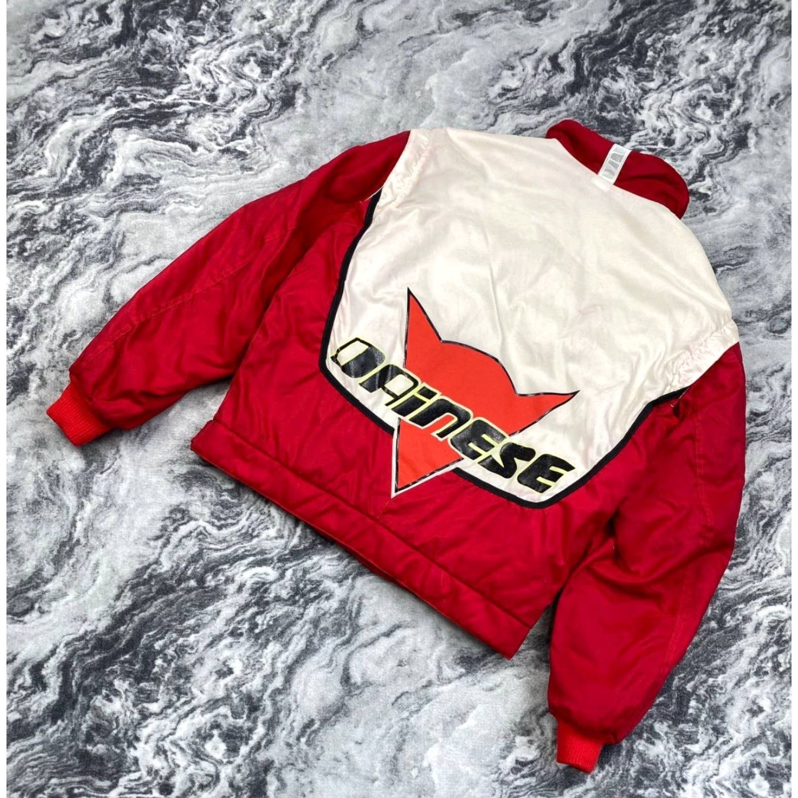 Dainese VINTAGE Dainese World Champion Racing 2 in 1 Bomber Jacket Men Size 48 Red Shirt Jacket Mens Regular 60 68 55 65 Size US M / EU 48-50 / 2 - 2 Thumbnail