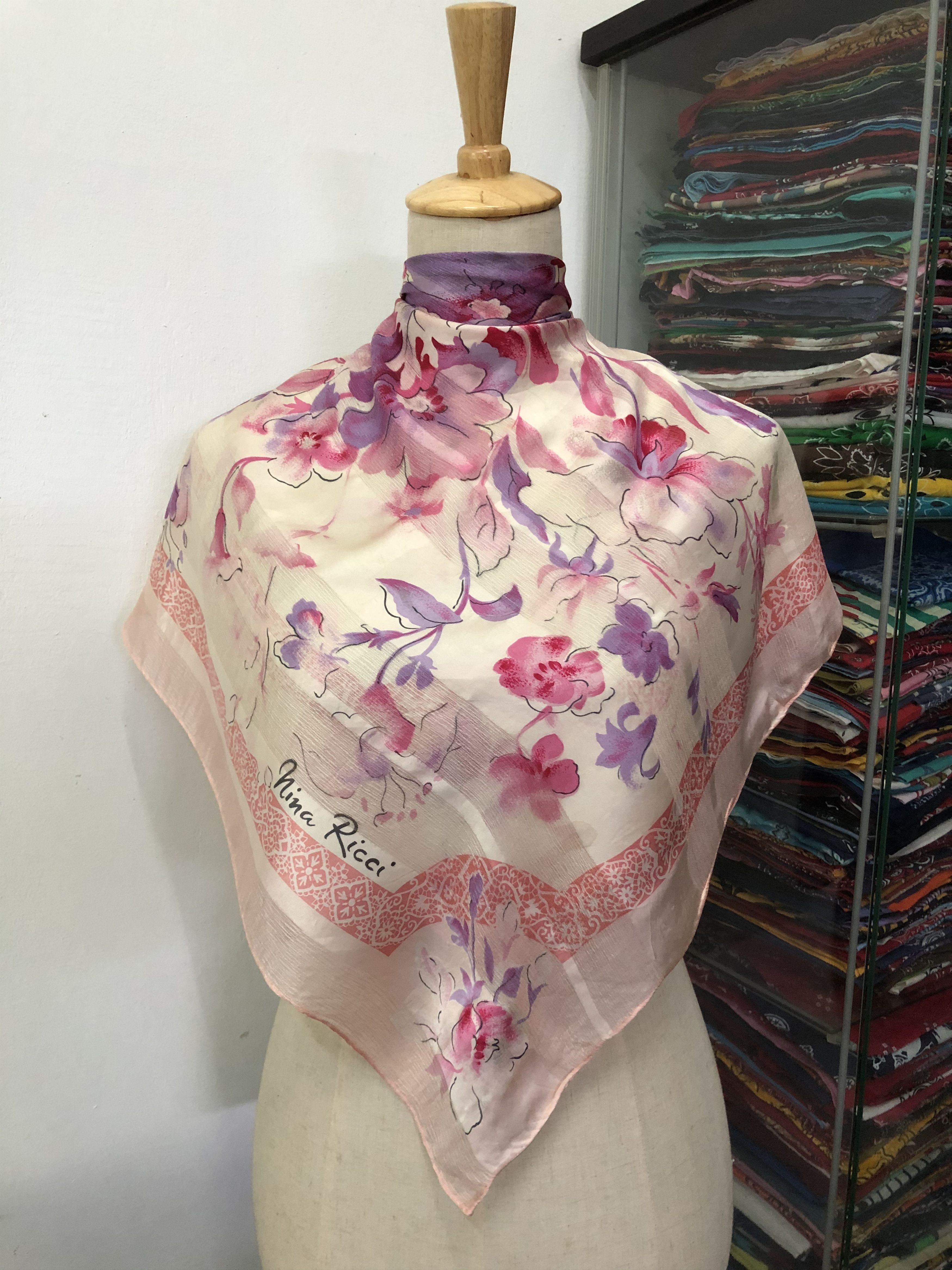 Nina Ricci × Vintage Vintage Nina Ricci Silk Scarf Size ONE SIZE - 1 Thumbnail