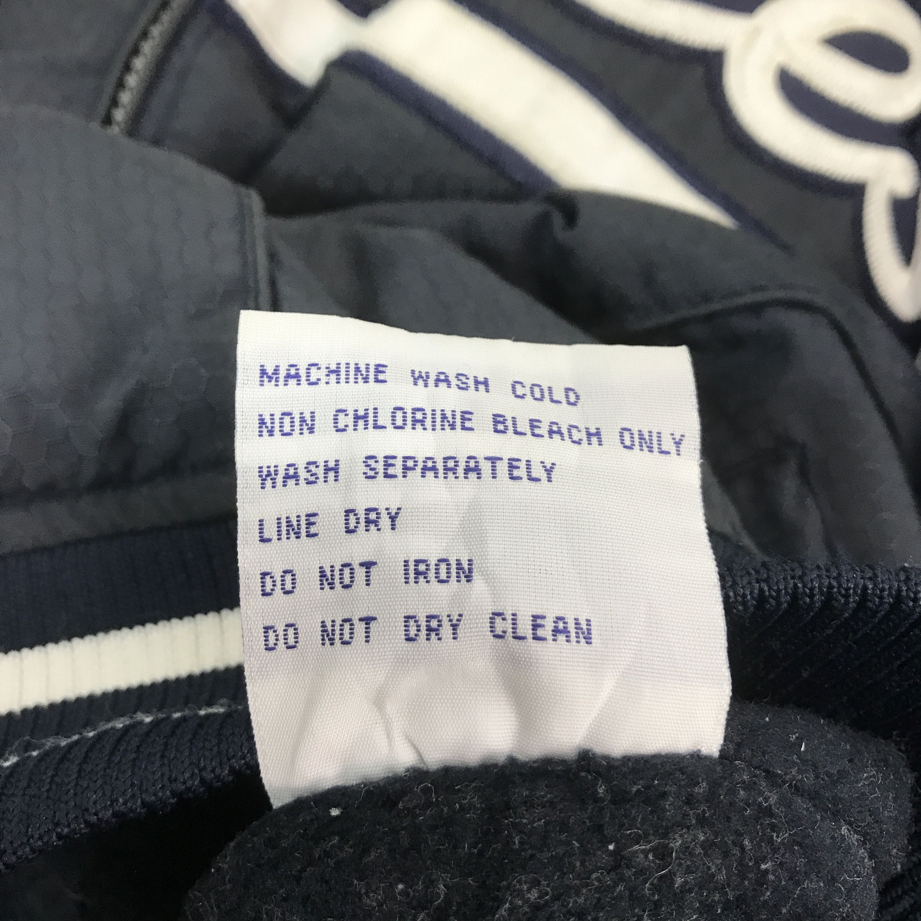 New York Yankees Vintage New York Yankees Sun Faded jacket Size US M / EU 48-50 / 2 - 12 Thumbnail