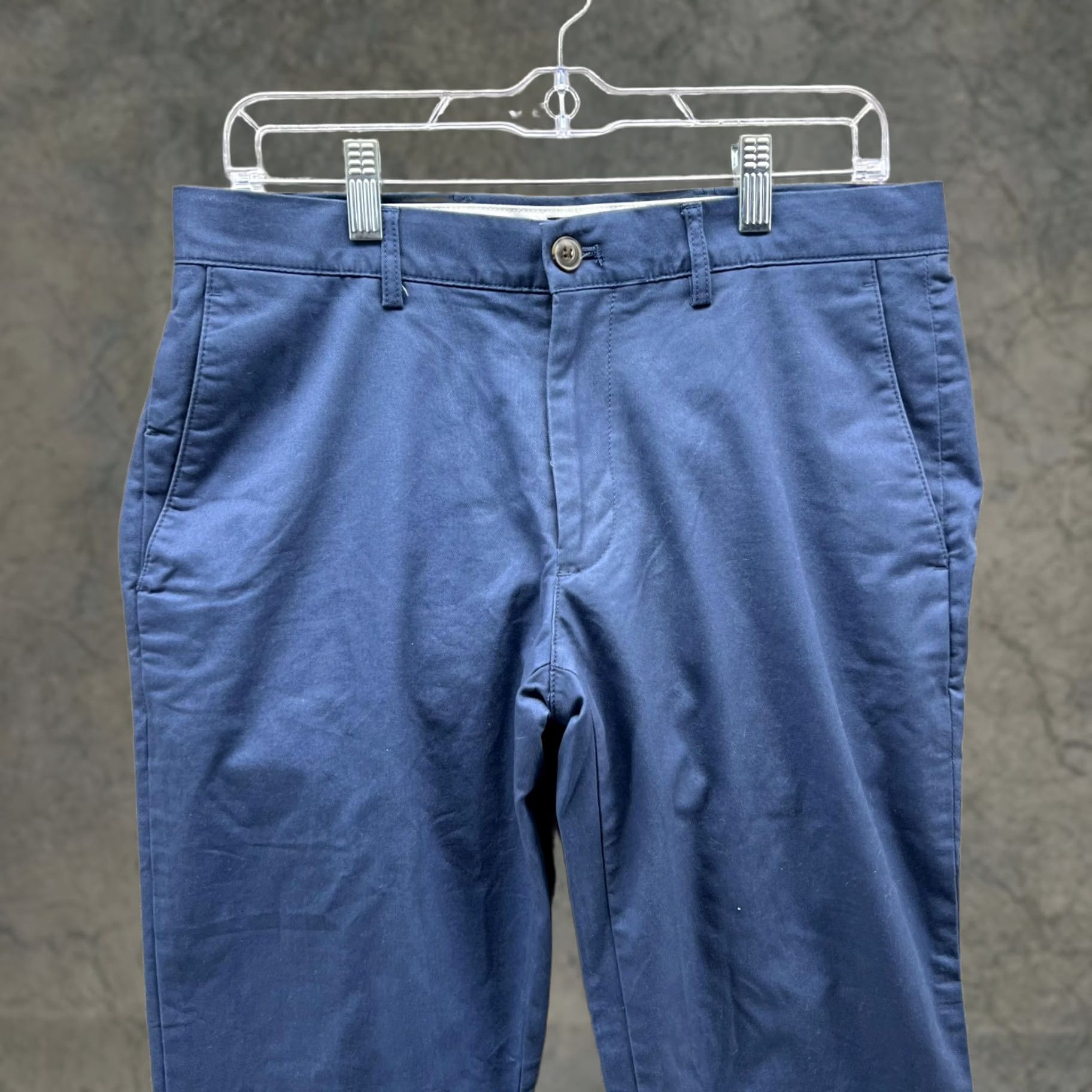 Club Monaco VINTAGE? No — Club Monaco Pants Men 30x30 Adult Blue Navy Chino Flat Front Modern Slim Fit Shirt Size US 30 / EU 46 - 1 Thumbnail