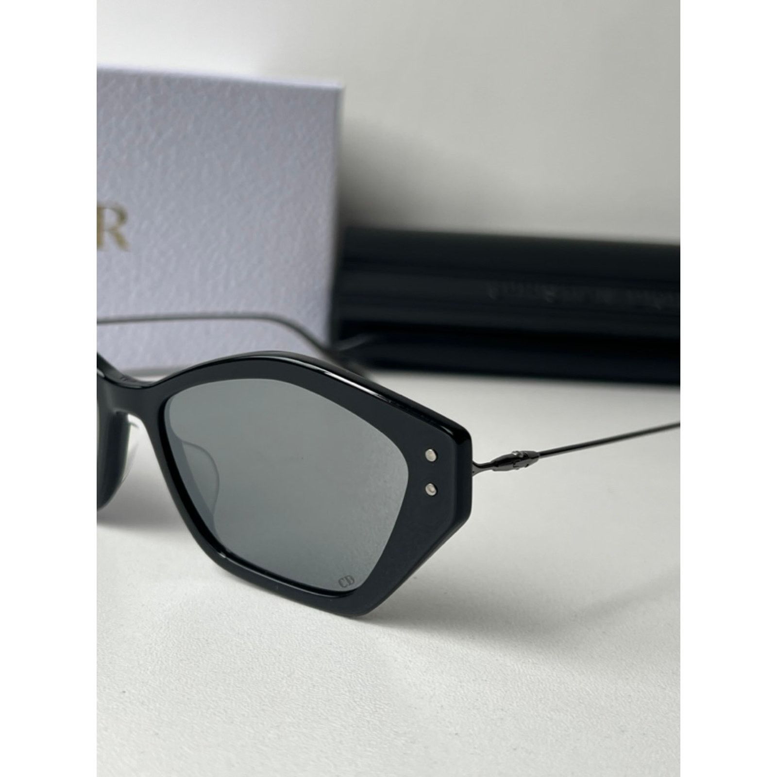 Dior NEW Dior MissDior S1U Sunglasses in Black Silver Mirror Size ONE SIZE - 6 Thumbnail