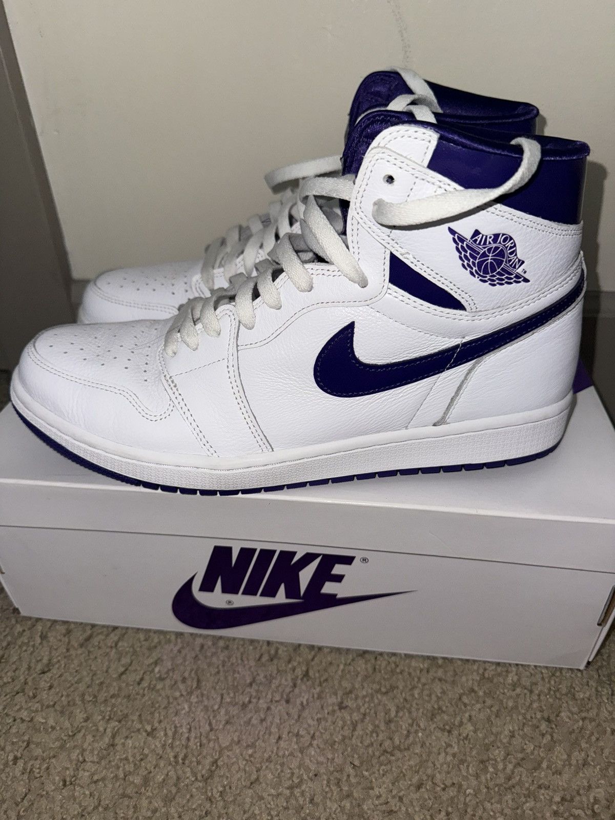 Jordan Brand × Nike Jordan 1 High Court Purple Size US 10.5 / EU 43-44 - 3 Thumbnail