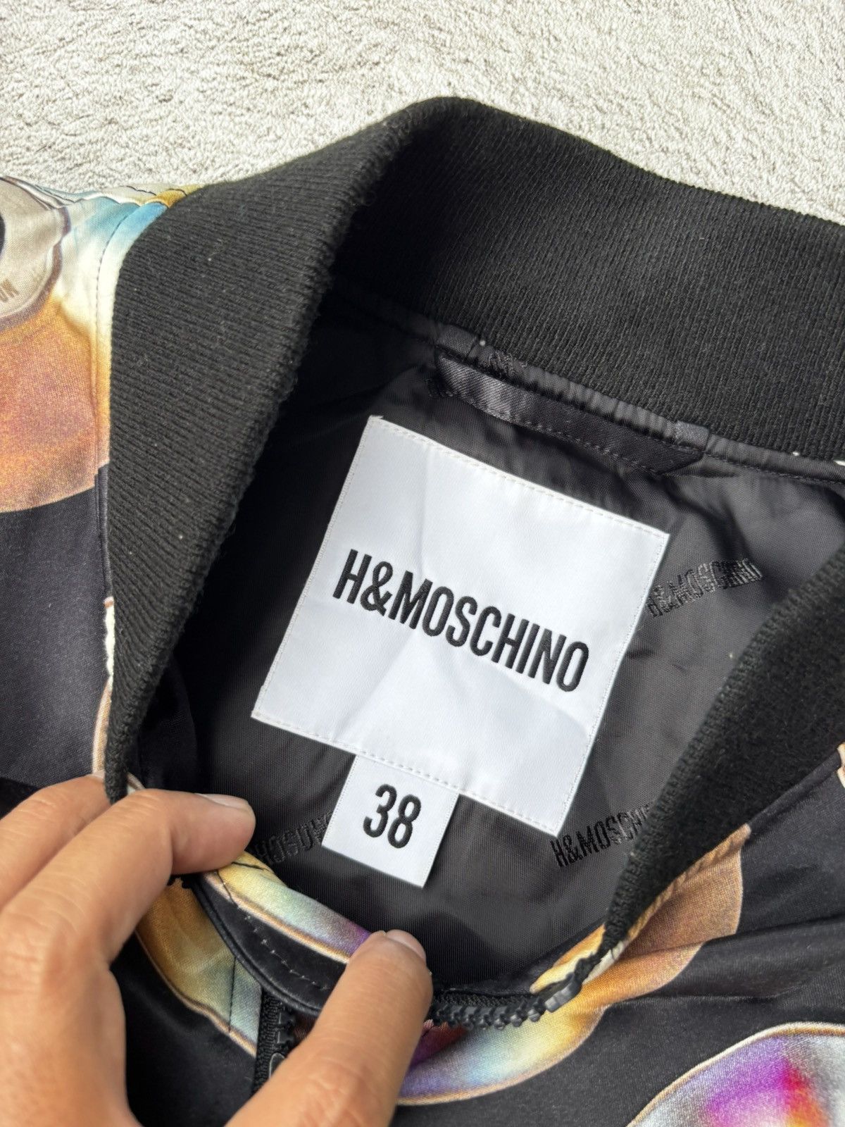 H&M × Moschino Moschino X H&m Bomber jacket cd aop Size US M / EU 48-50 / 2 - 7 Thumbnail