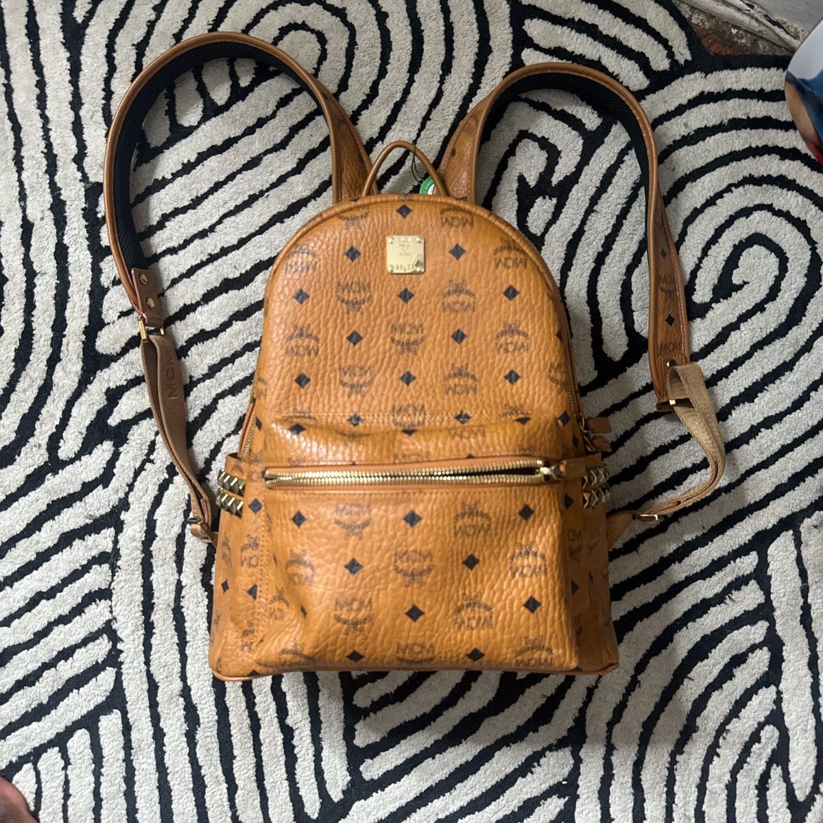 MCM MCM STARKS BACKPACK VISETOS SIDE STUDS MEDIUM COGNAC Size ONE SIZE - 1 Thumbnail