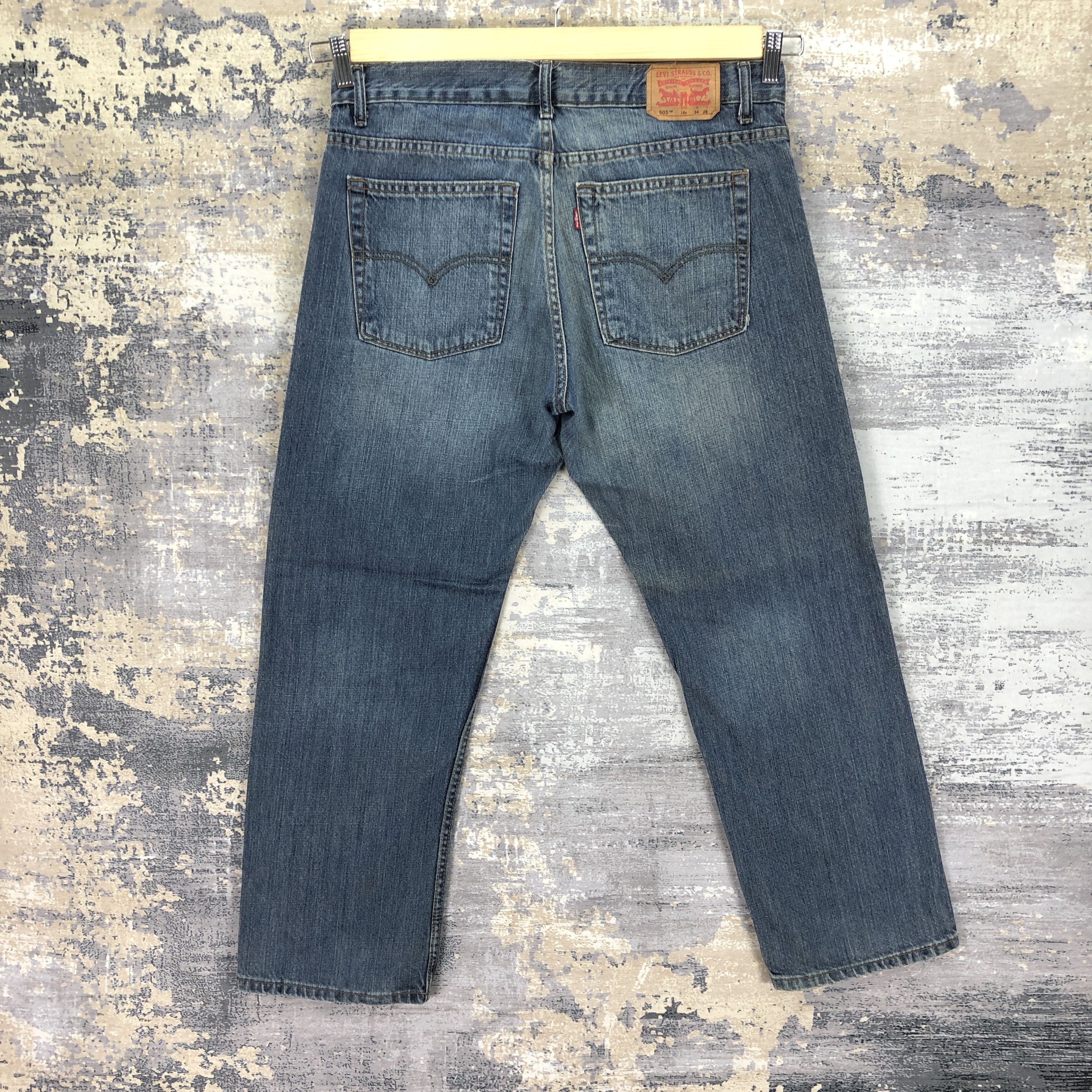 Levi's × Vintage Vintage Y2K Levis Faded Jeans Levi's Light Wash Denim Size US 32 / EU 48 - 2 Thumbnail