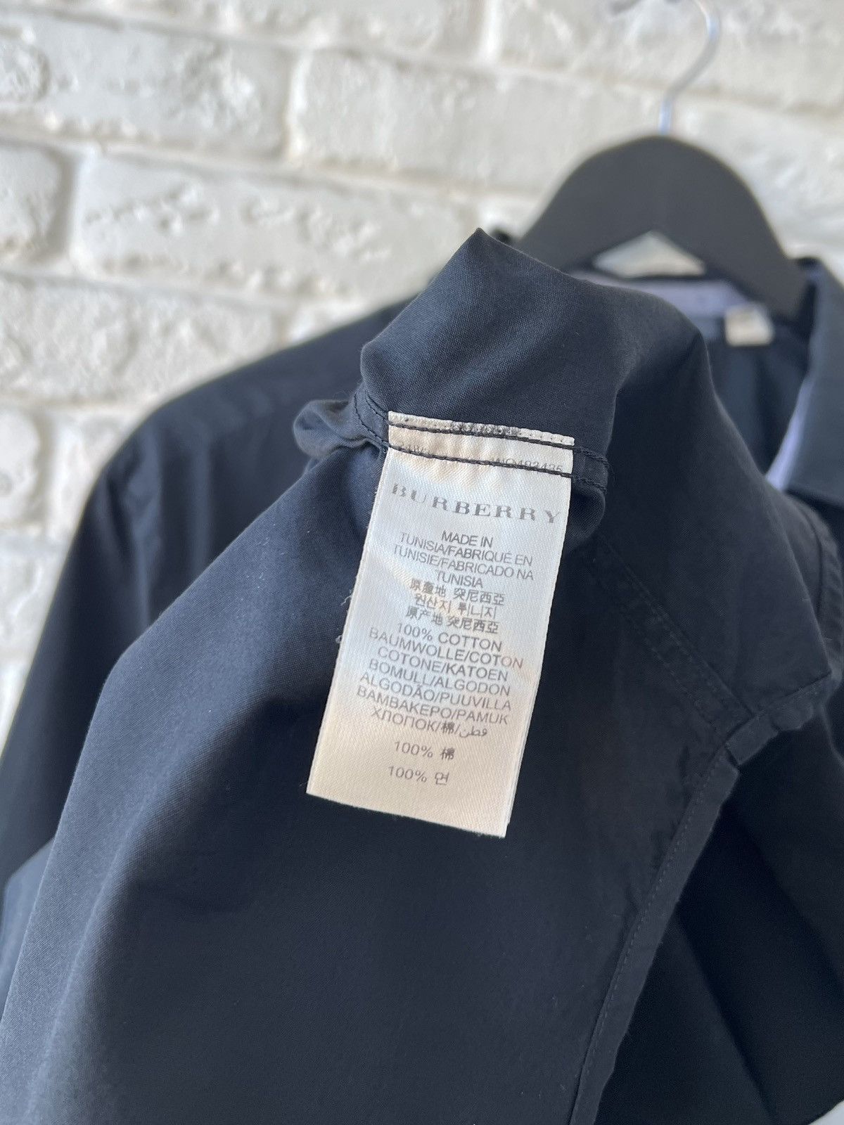 Burberry Burberry London Black Button Up Shirt Size US XL / EU 56 / 4 - 7 Thumbnail