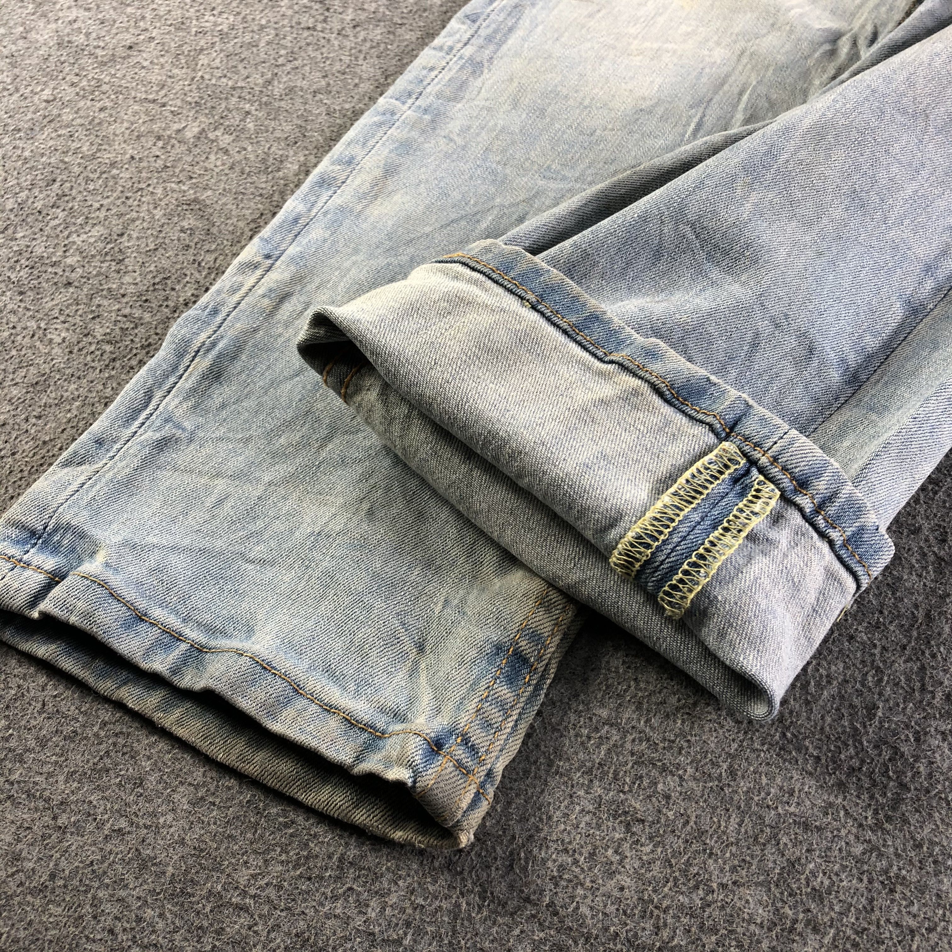 Levi's Vintage Light Wash Levis 511 Jeans-J4446 Size US 31 - 5 Thumbnail